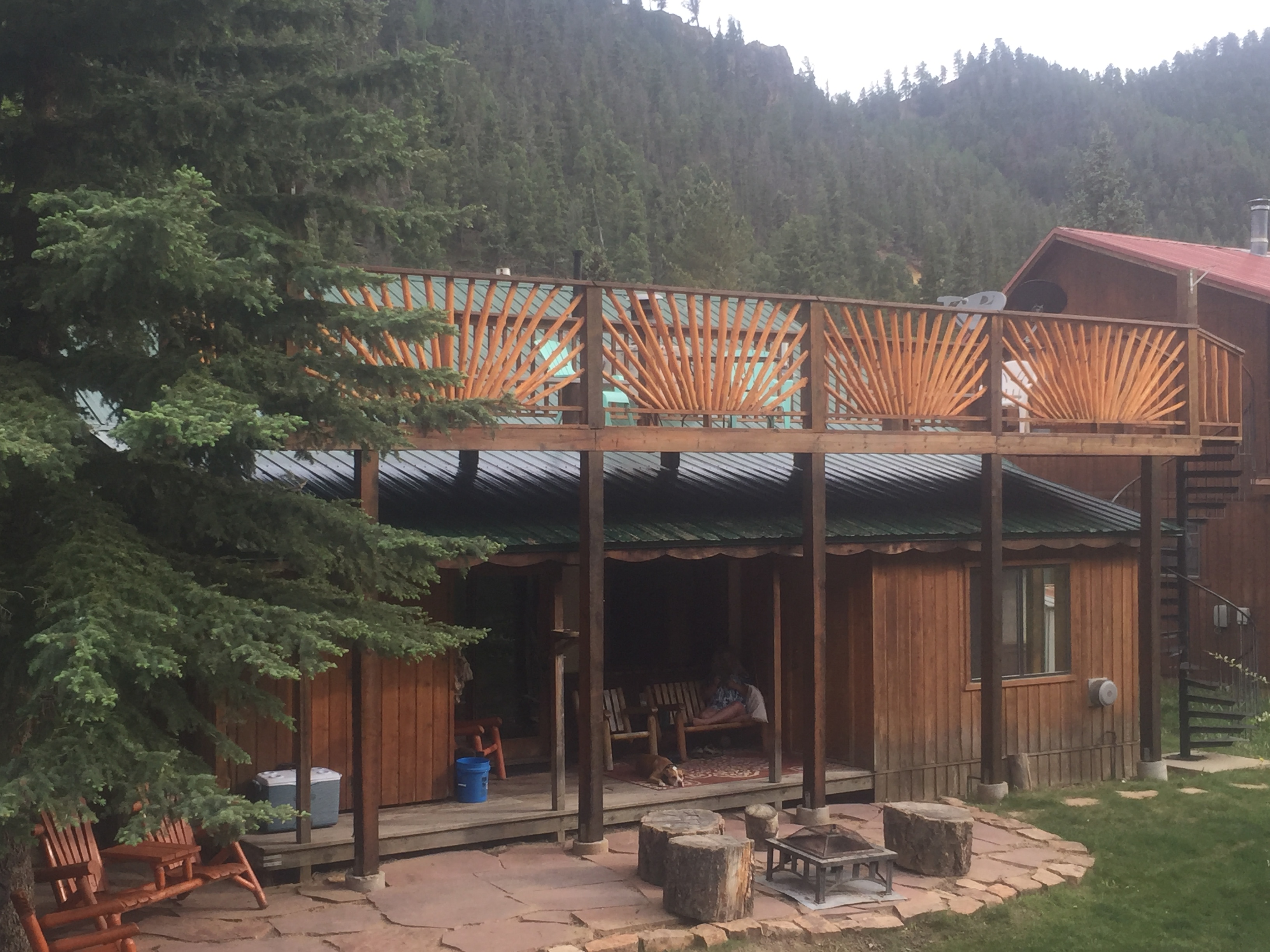 Streamside Retreat on the River with and AC