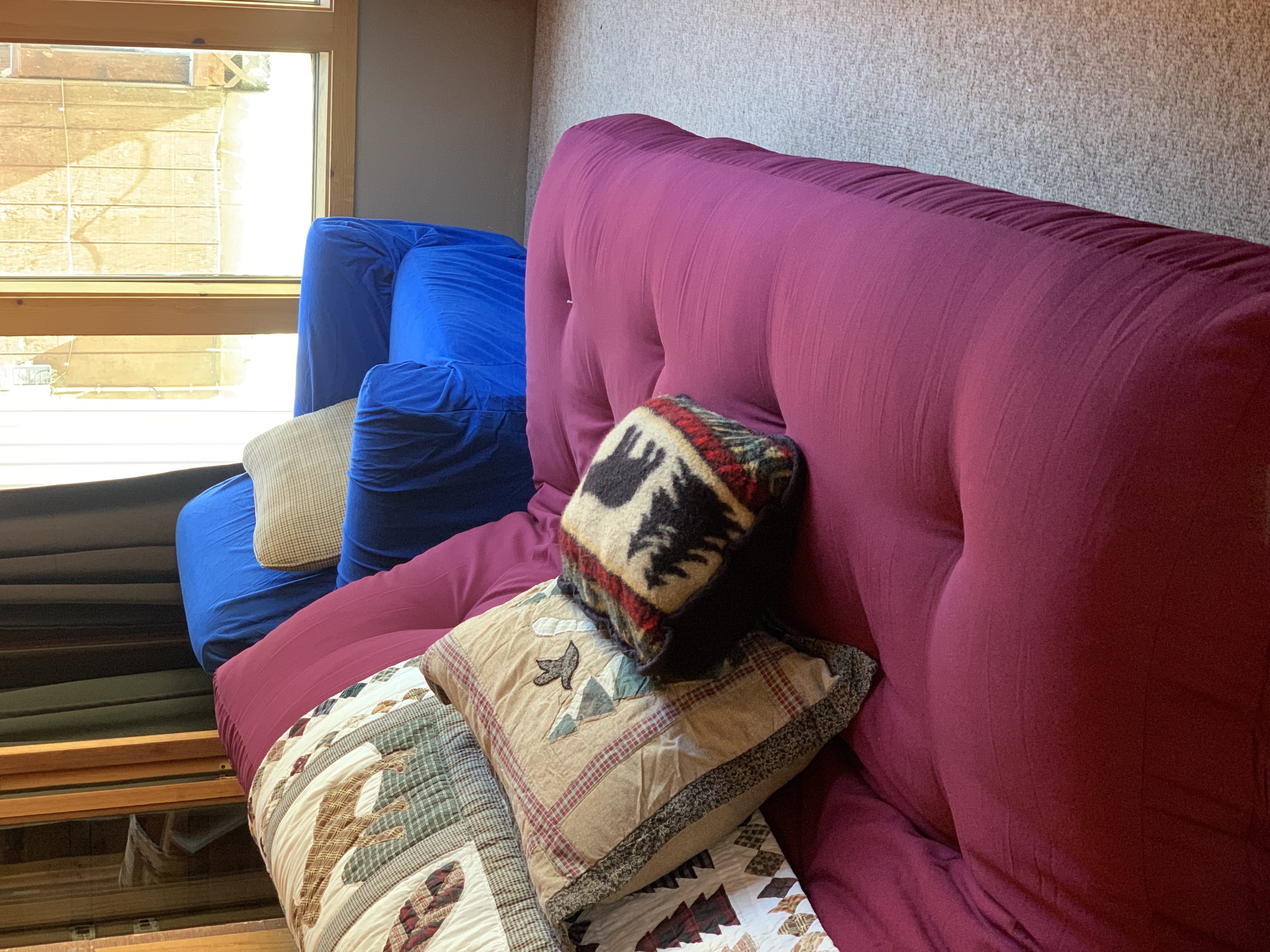 Streamside Retreat on the River with and AC