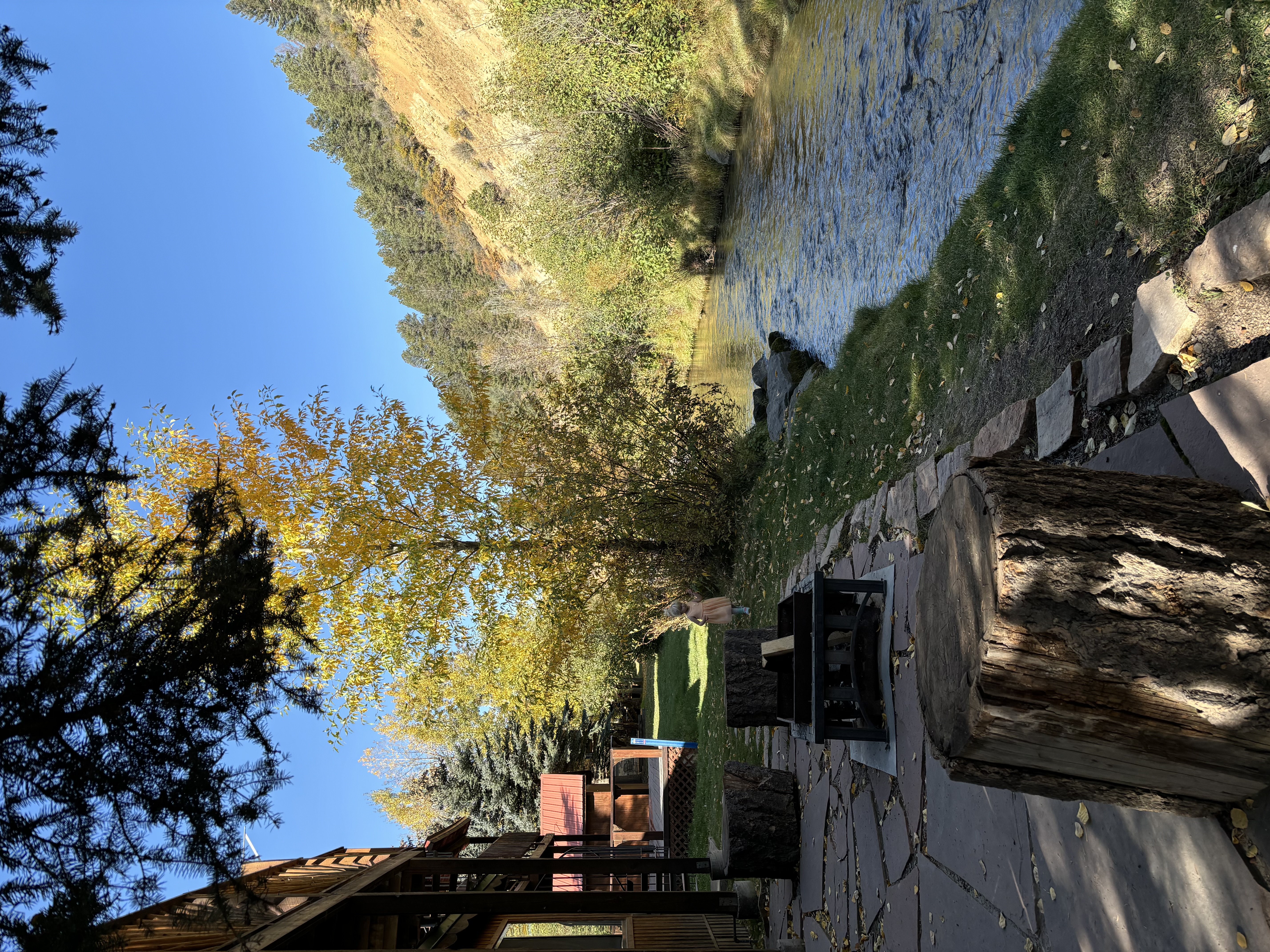 Streamside Retreat on the River with and AC