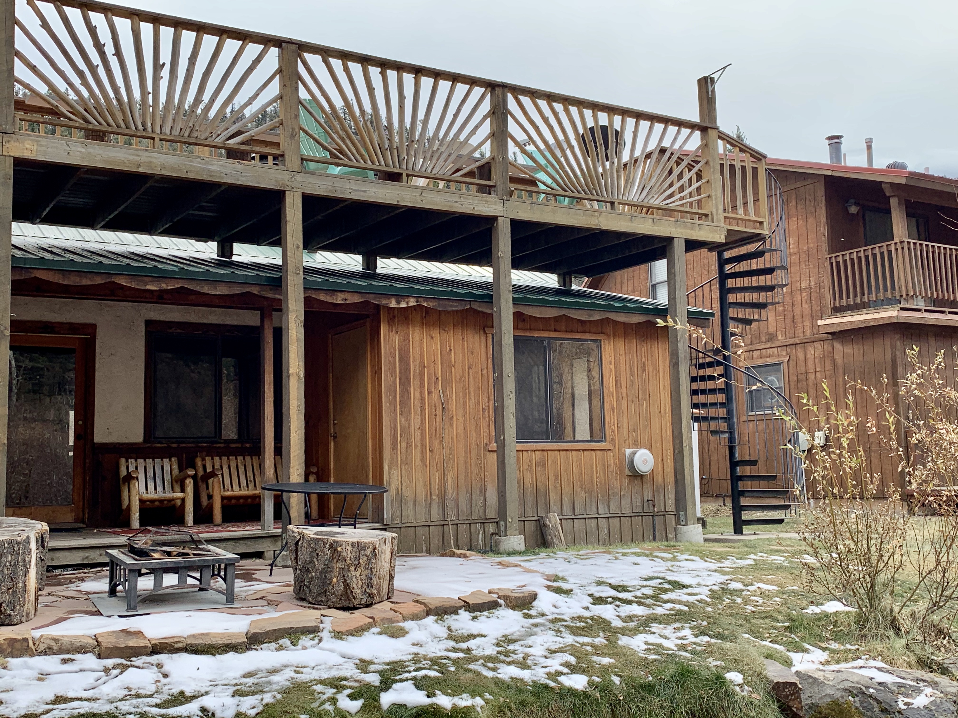 Streamside Retreat on the River with and AC
