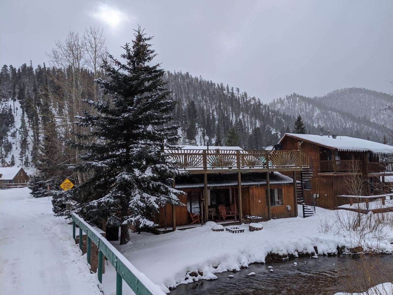 Streamside Retreat on the River with and AC