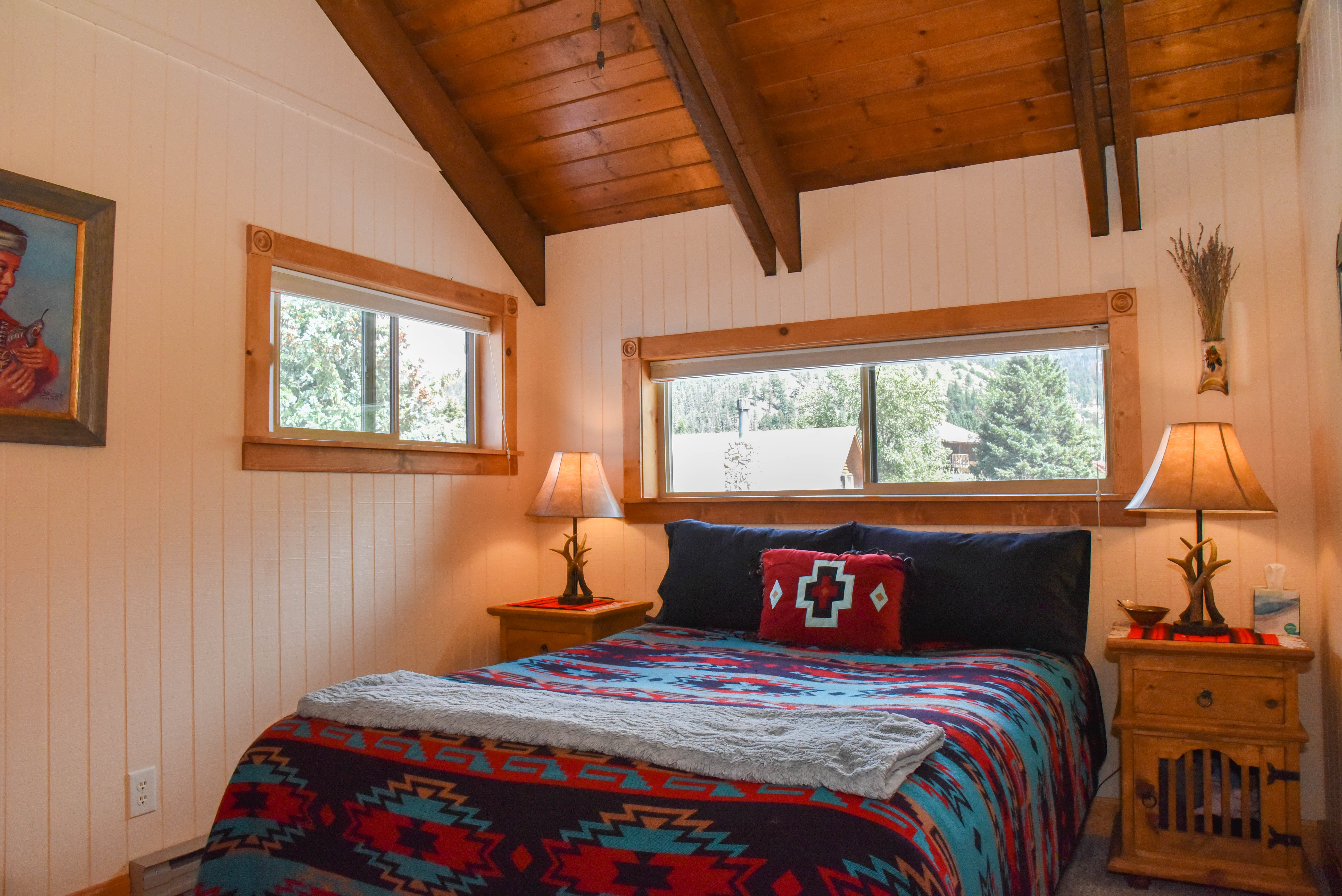 Tranquil Little Cabin on the River