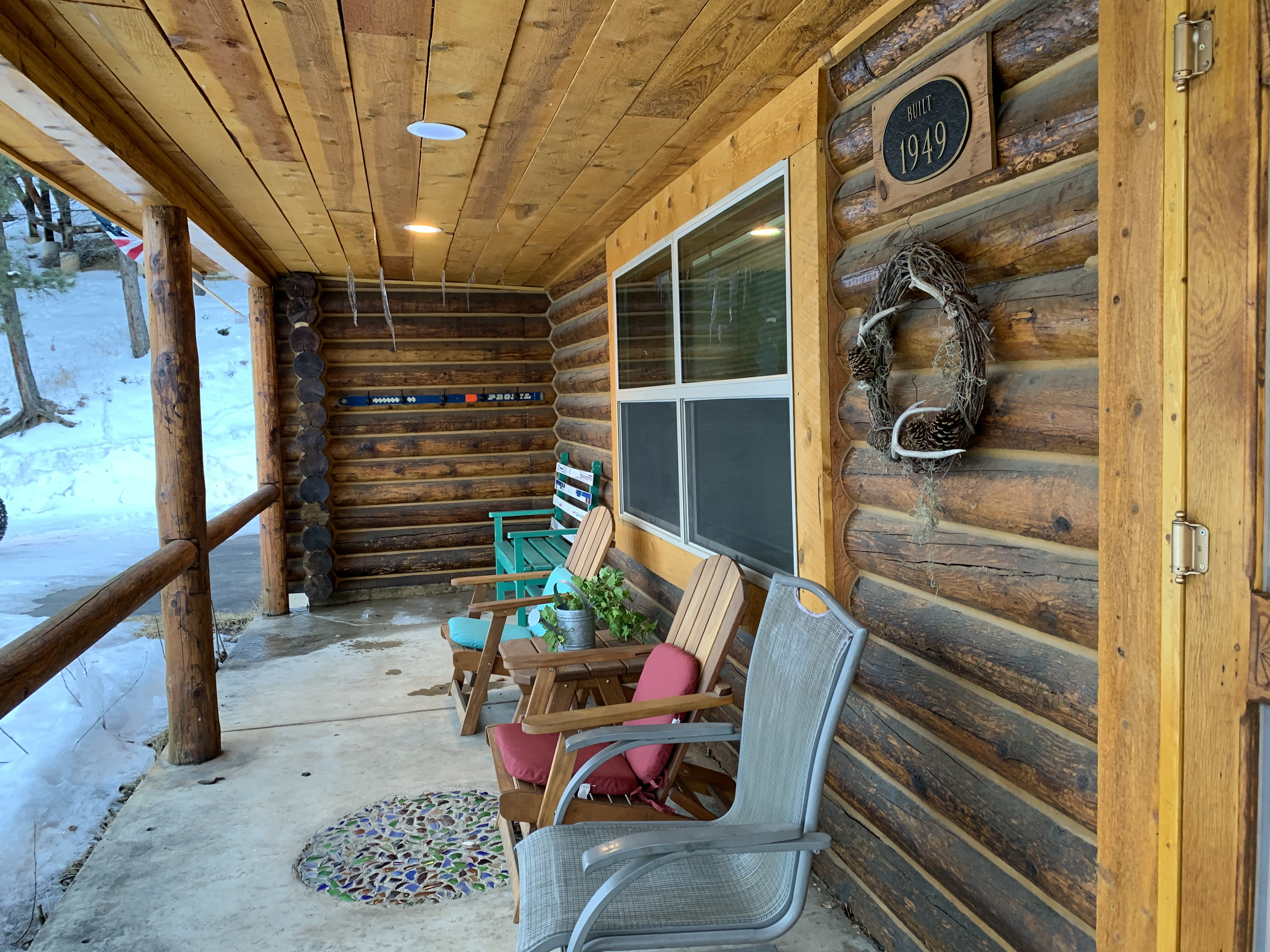Rocky Top Vista Log Cabin with High Speed Wifi