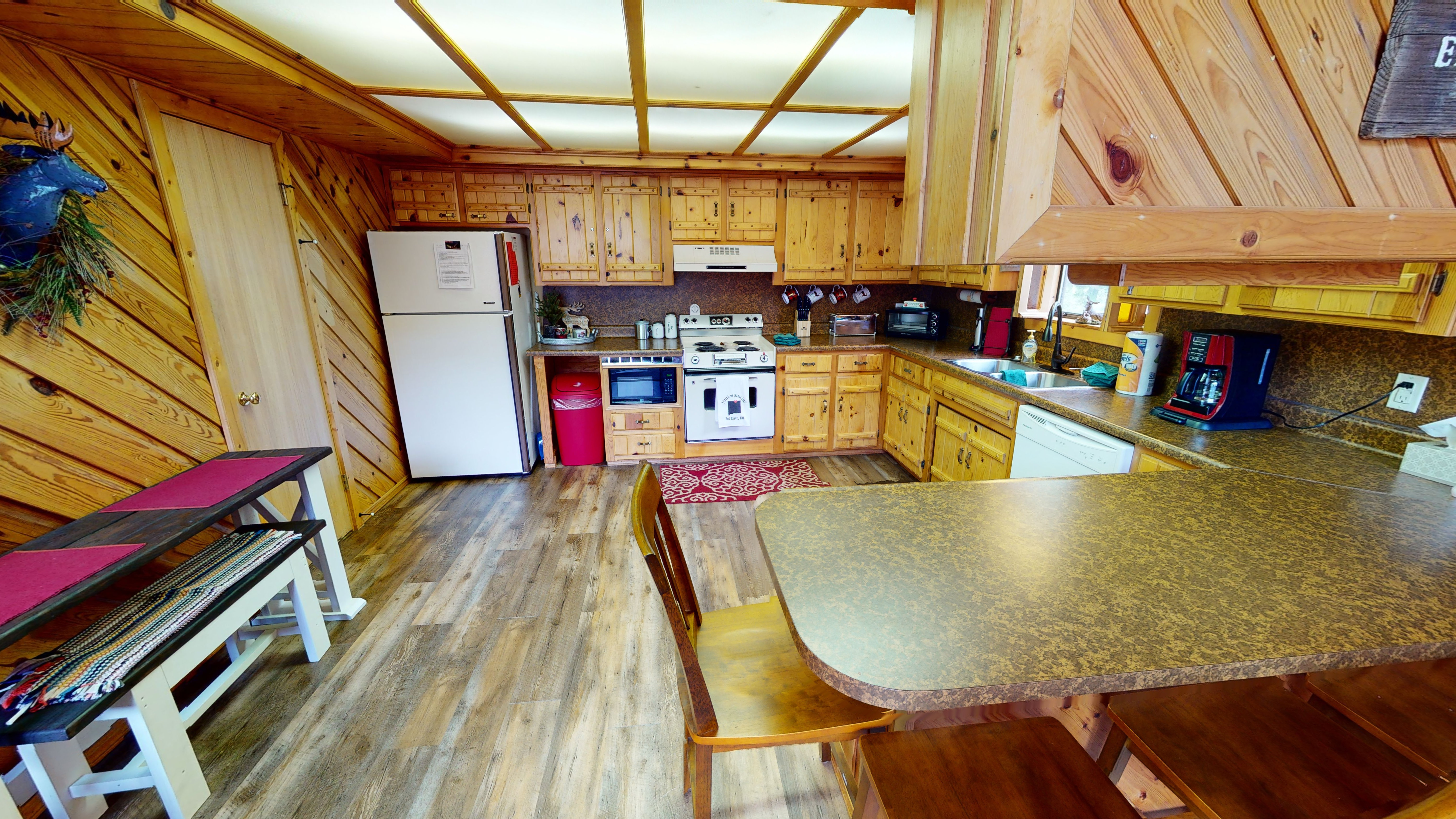 Standing Bear Lodge with High Speed Wifi