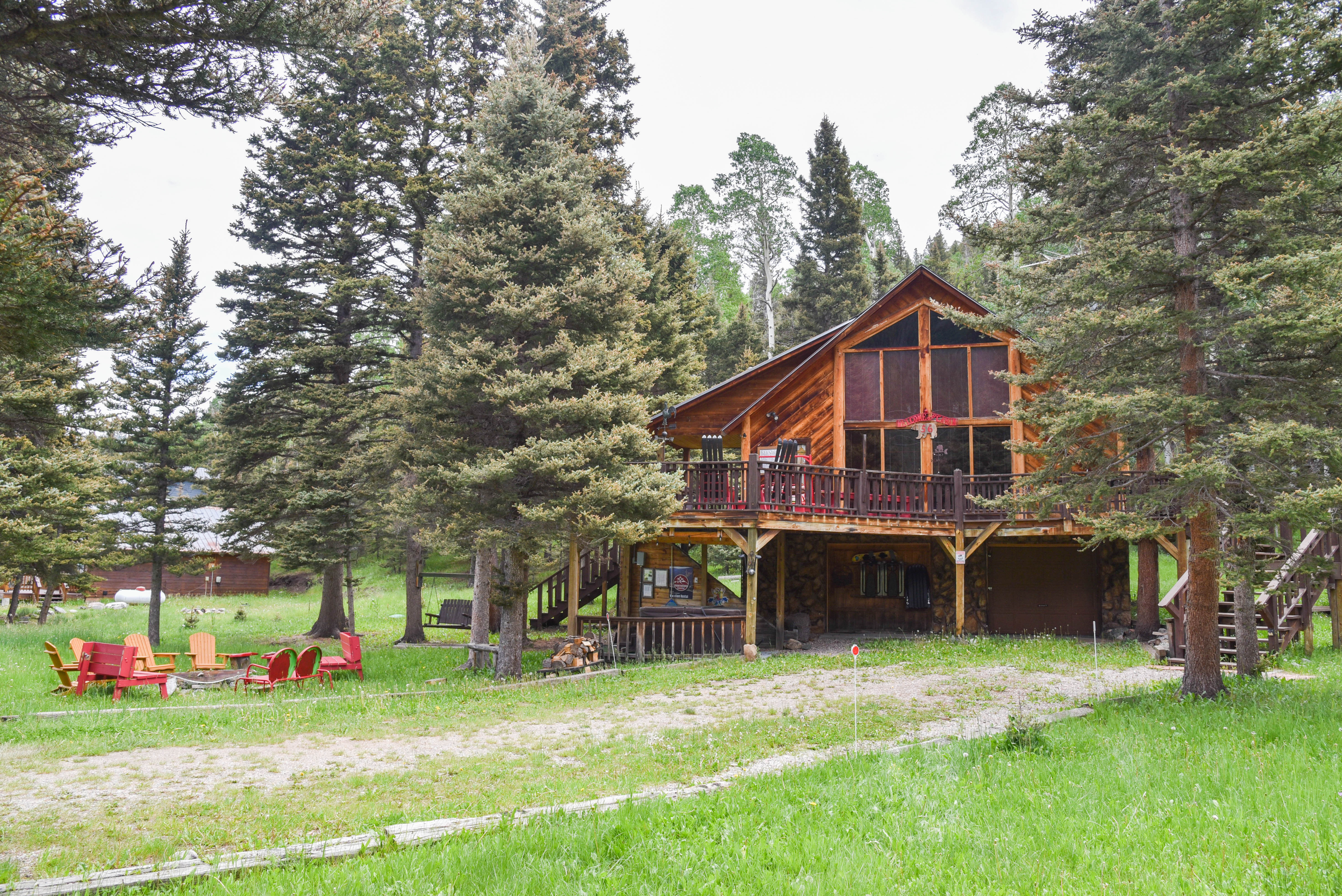 Standing Bear Lodge with High Speed Wifi