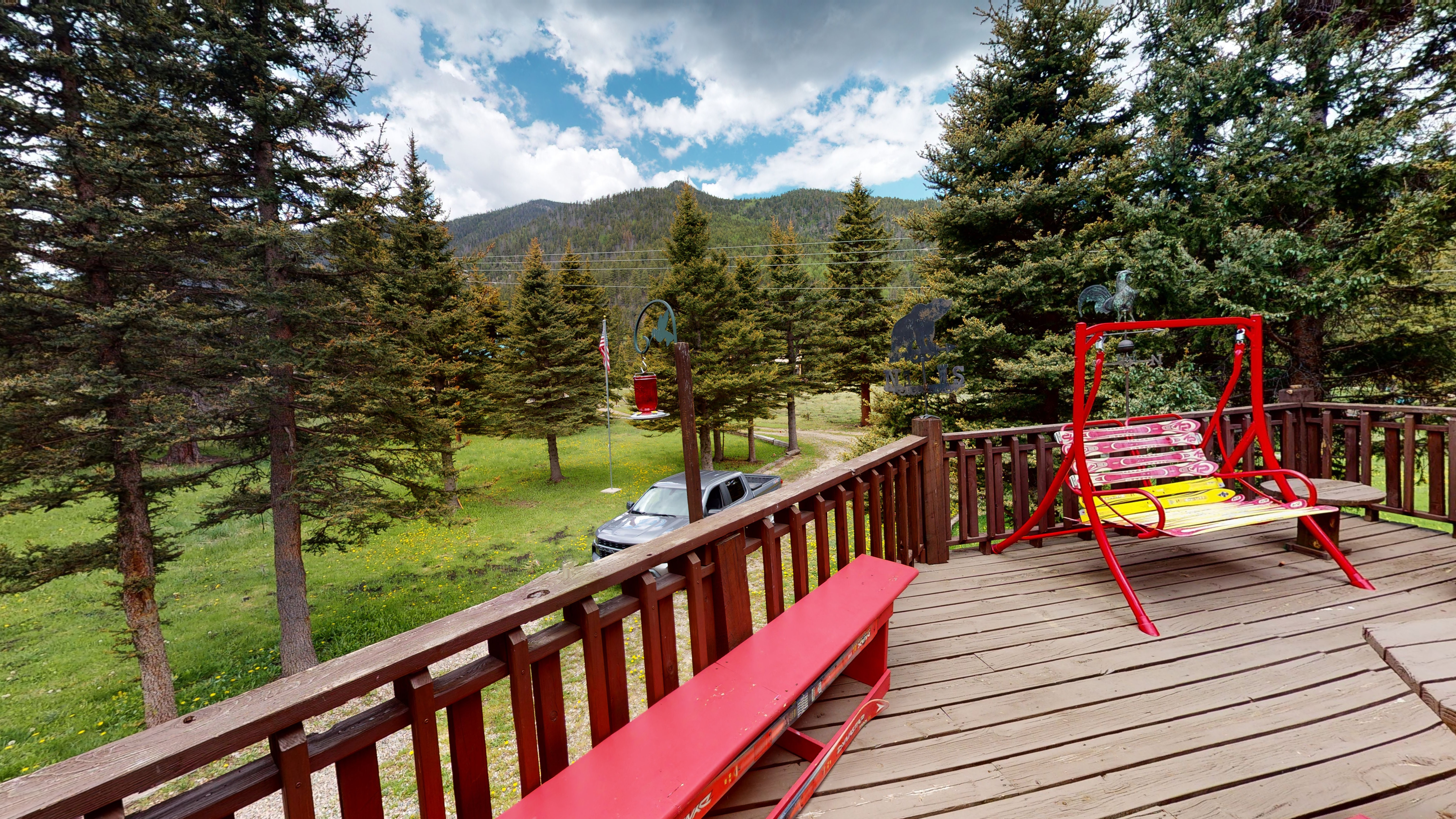 Standing Bear Lodge with High Speed Wifi