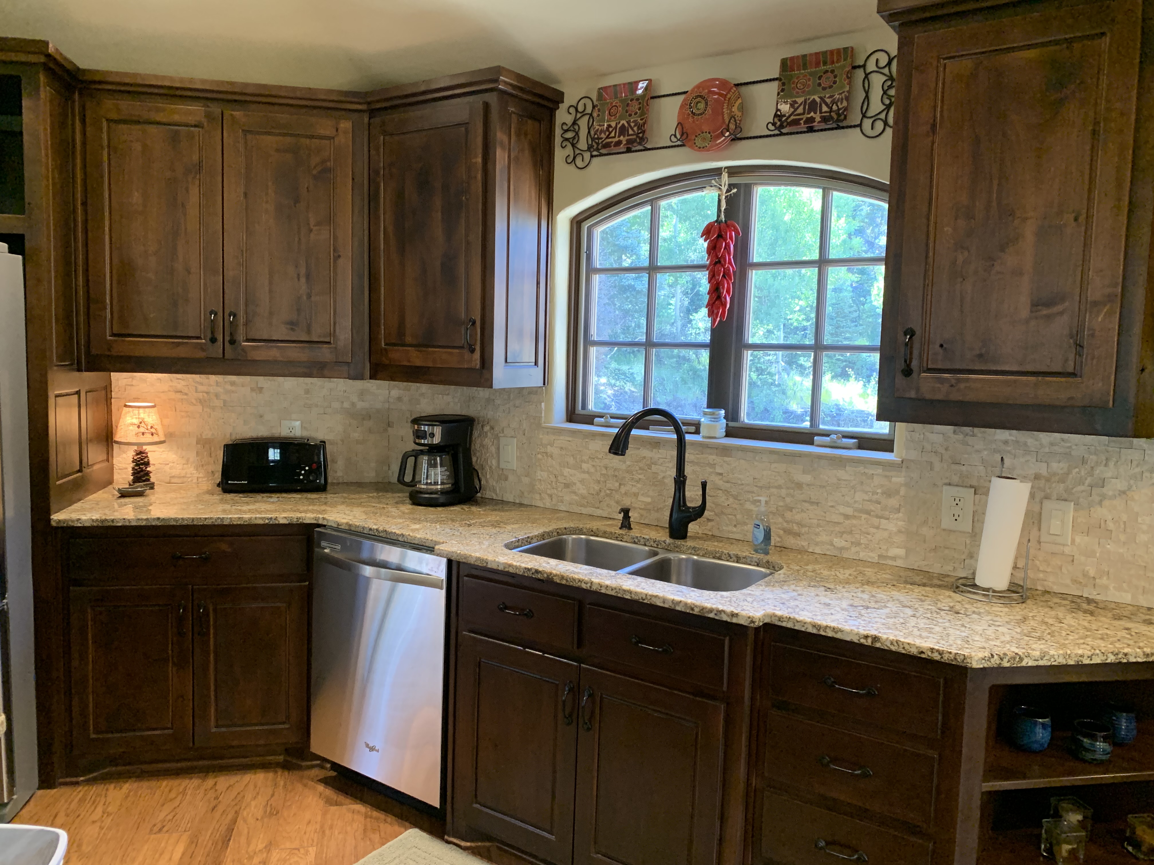 Brown Bear Lodge with High Speed Wifi in the Upper Valley