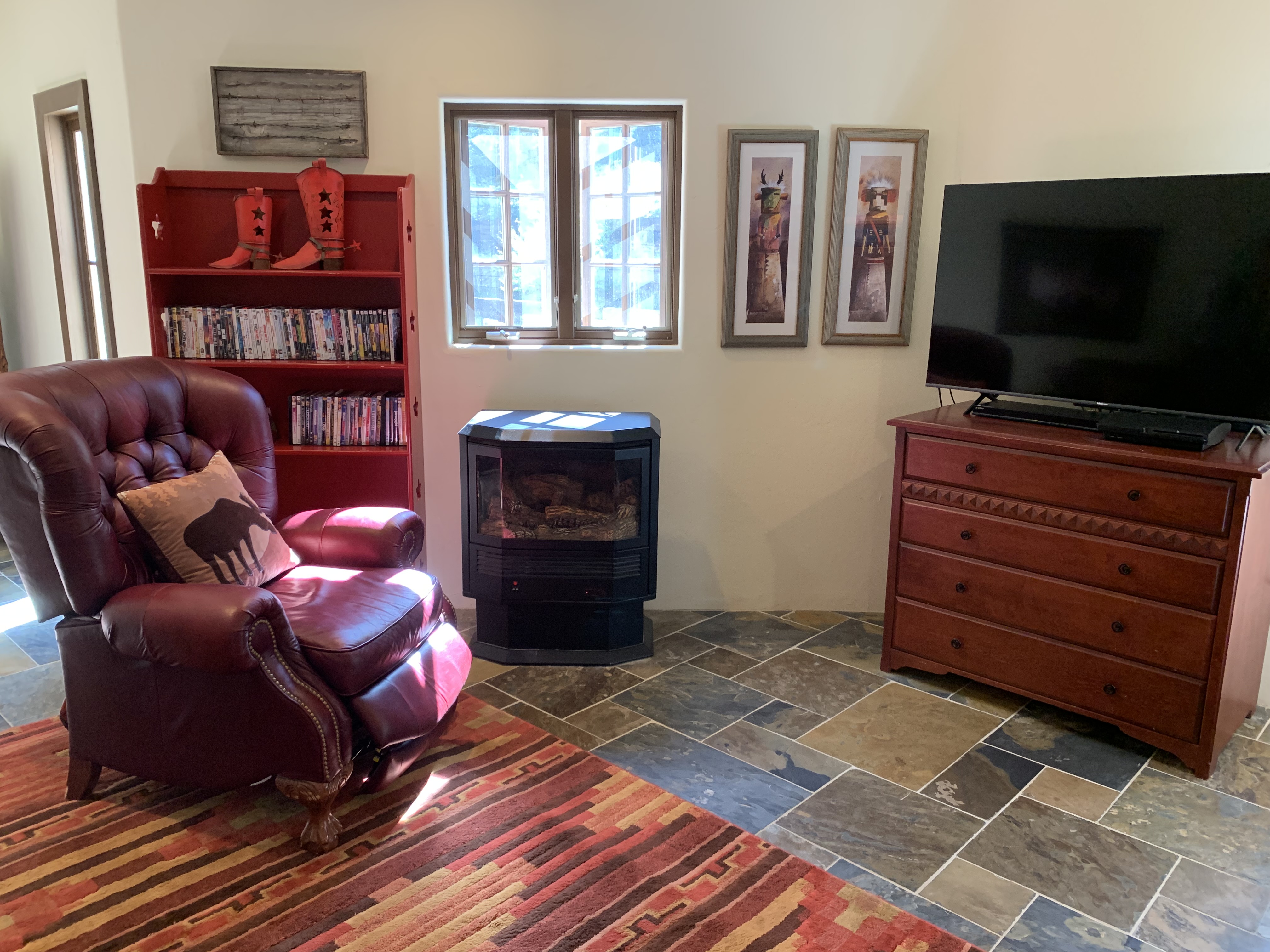 Brown Bear Lodge with High Speed Wifi in the Upper Valley