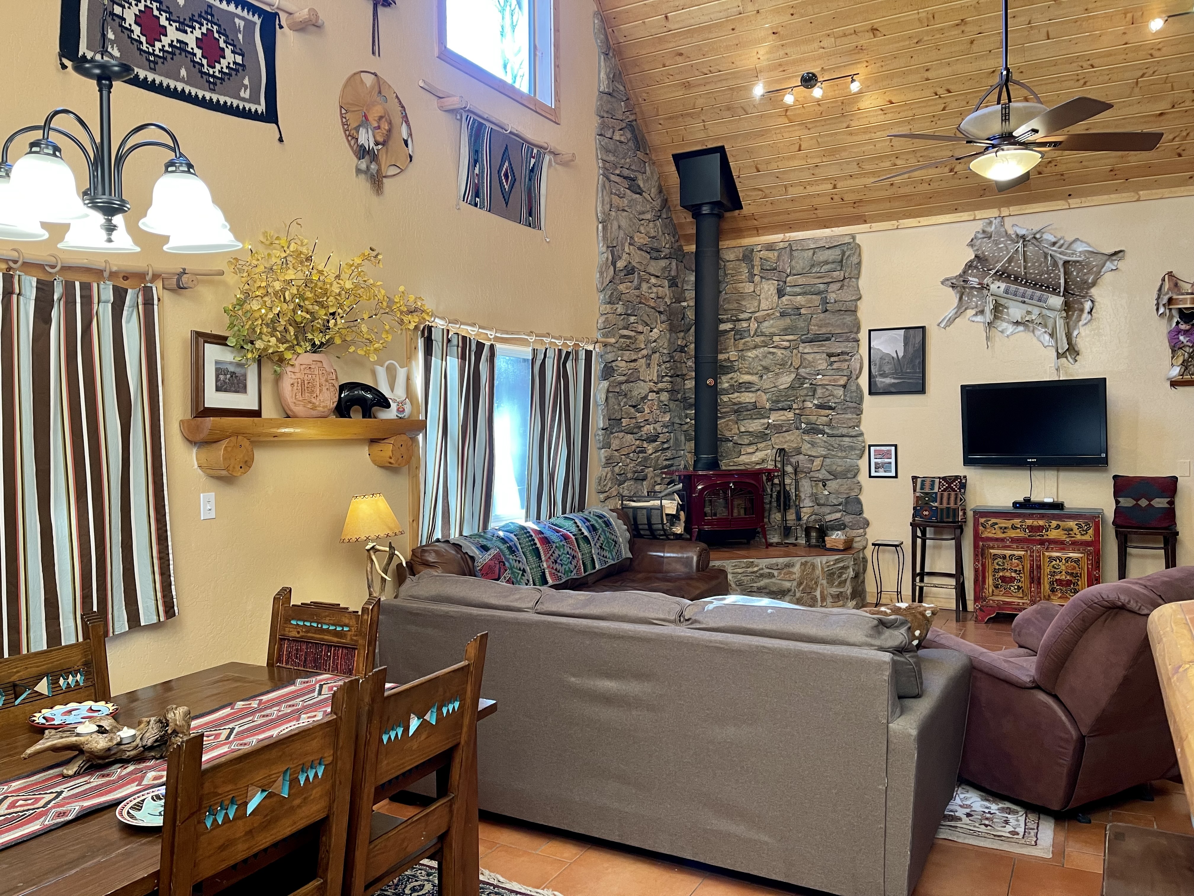 Casa de Cerezas in the Upper Valley with High Speed Wifi