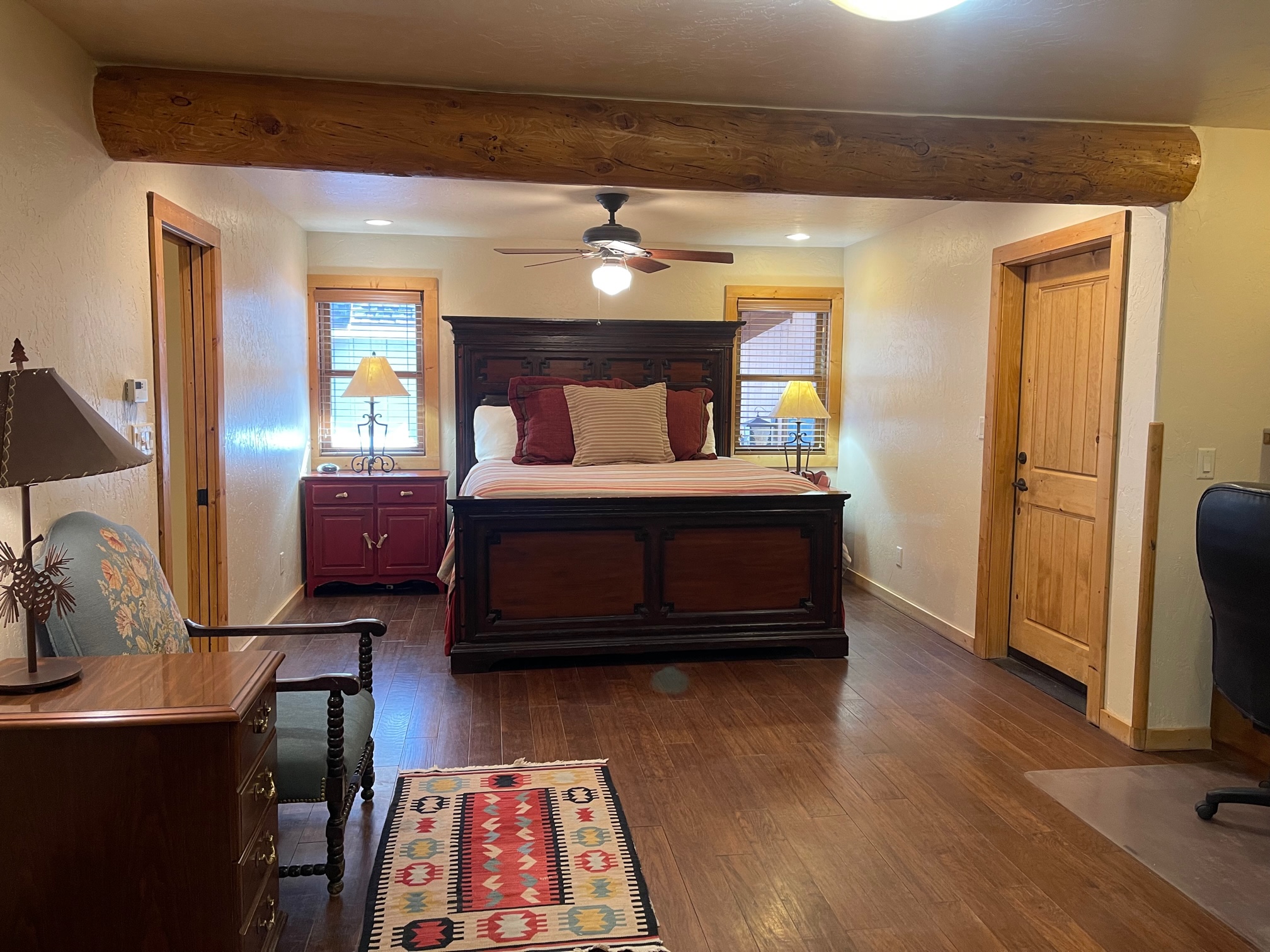Lazy J Mountain Retreat in Red River NM