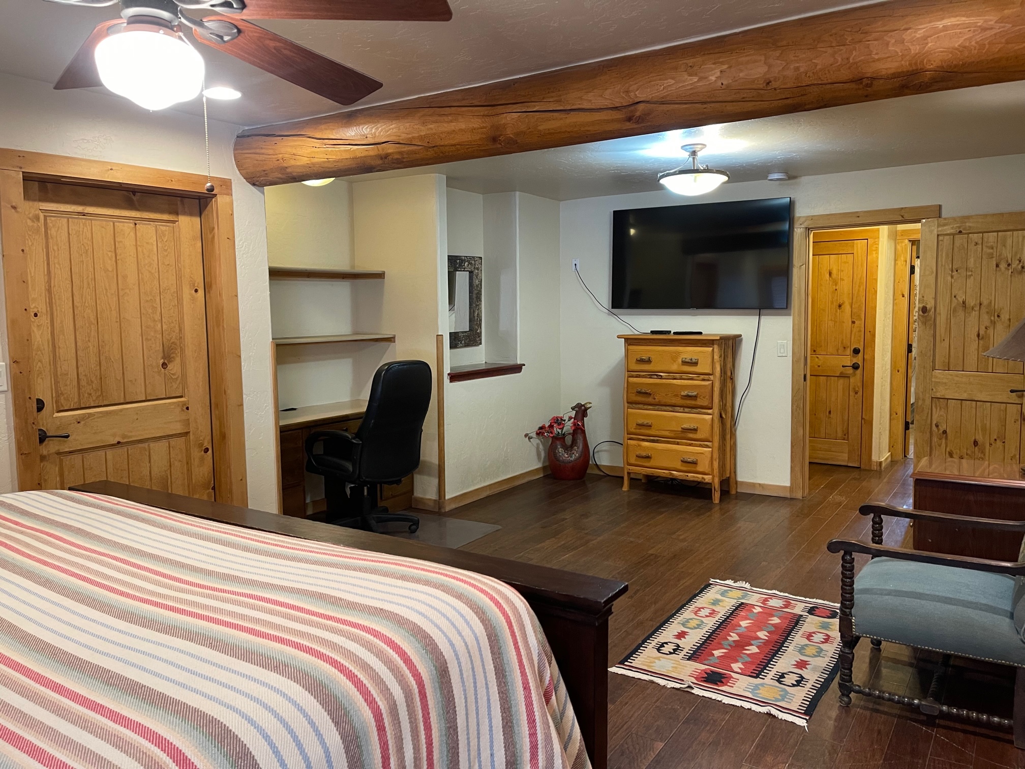Lazy J Mountain Retreat in Red River NM