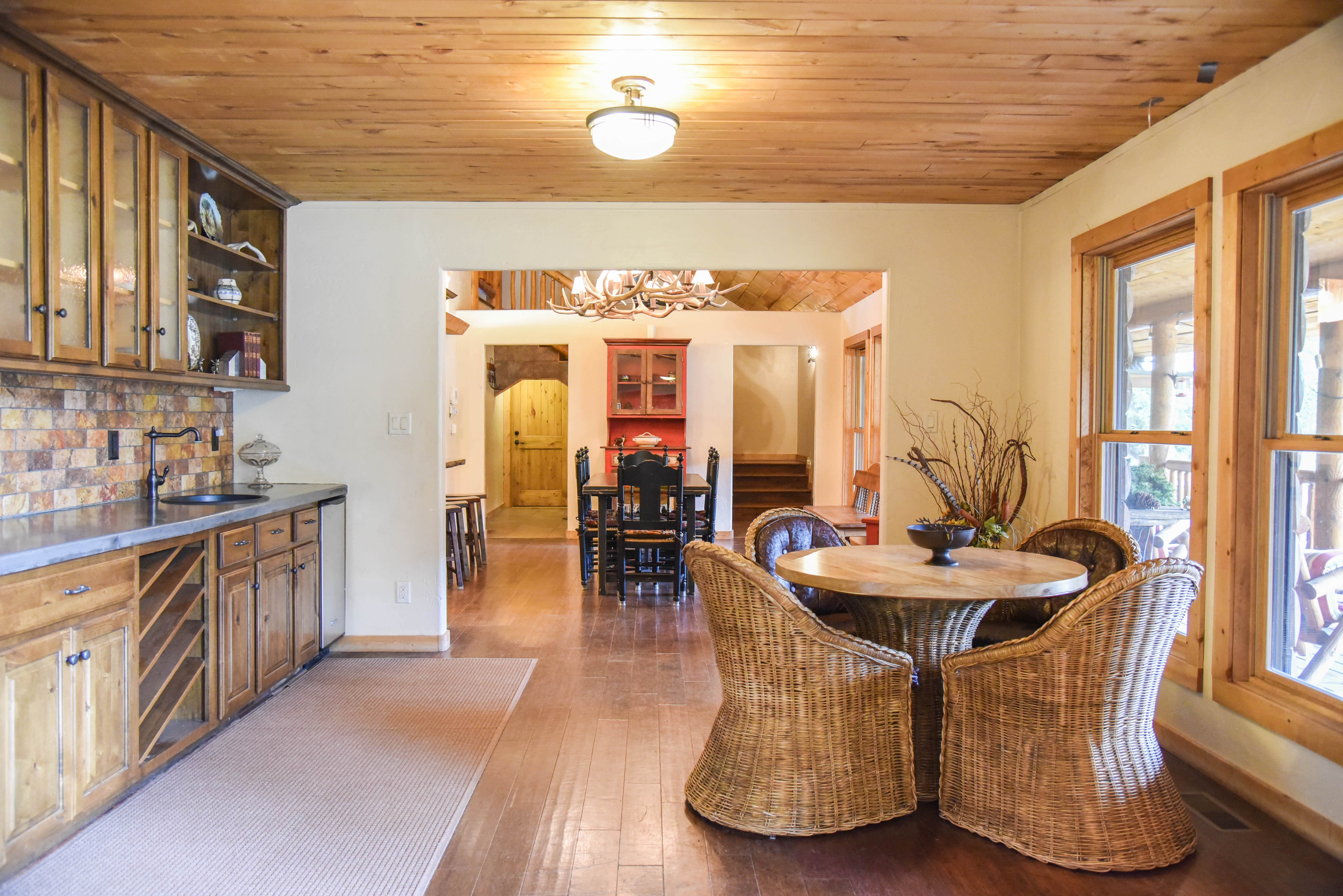 Lazy J Mountain Retreat in Red River NM