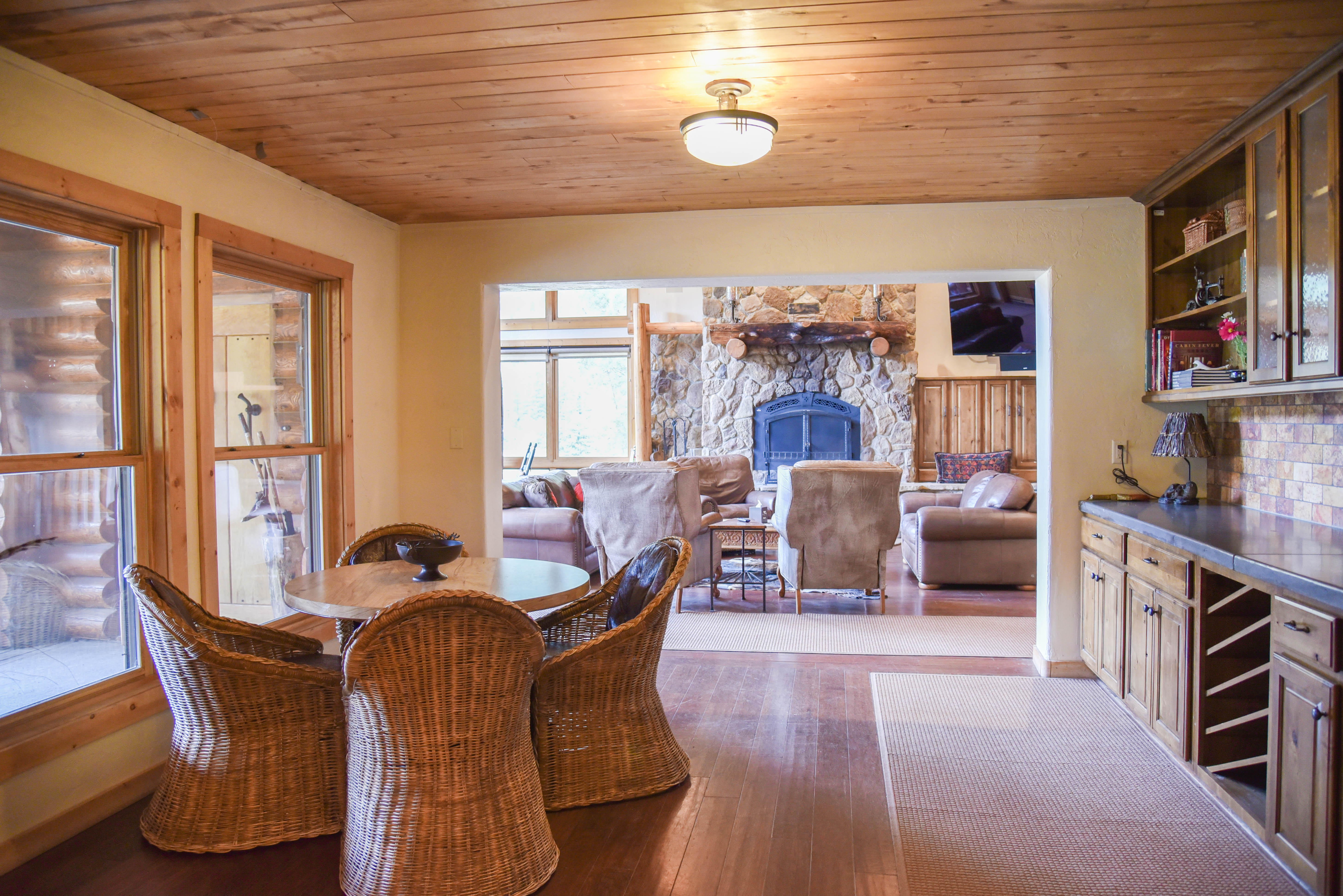 Lazy J Mountain Retreat in Red River NM