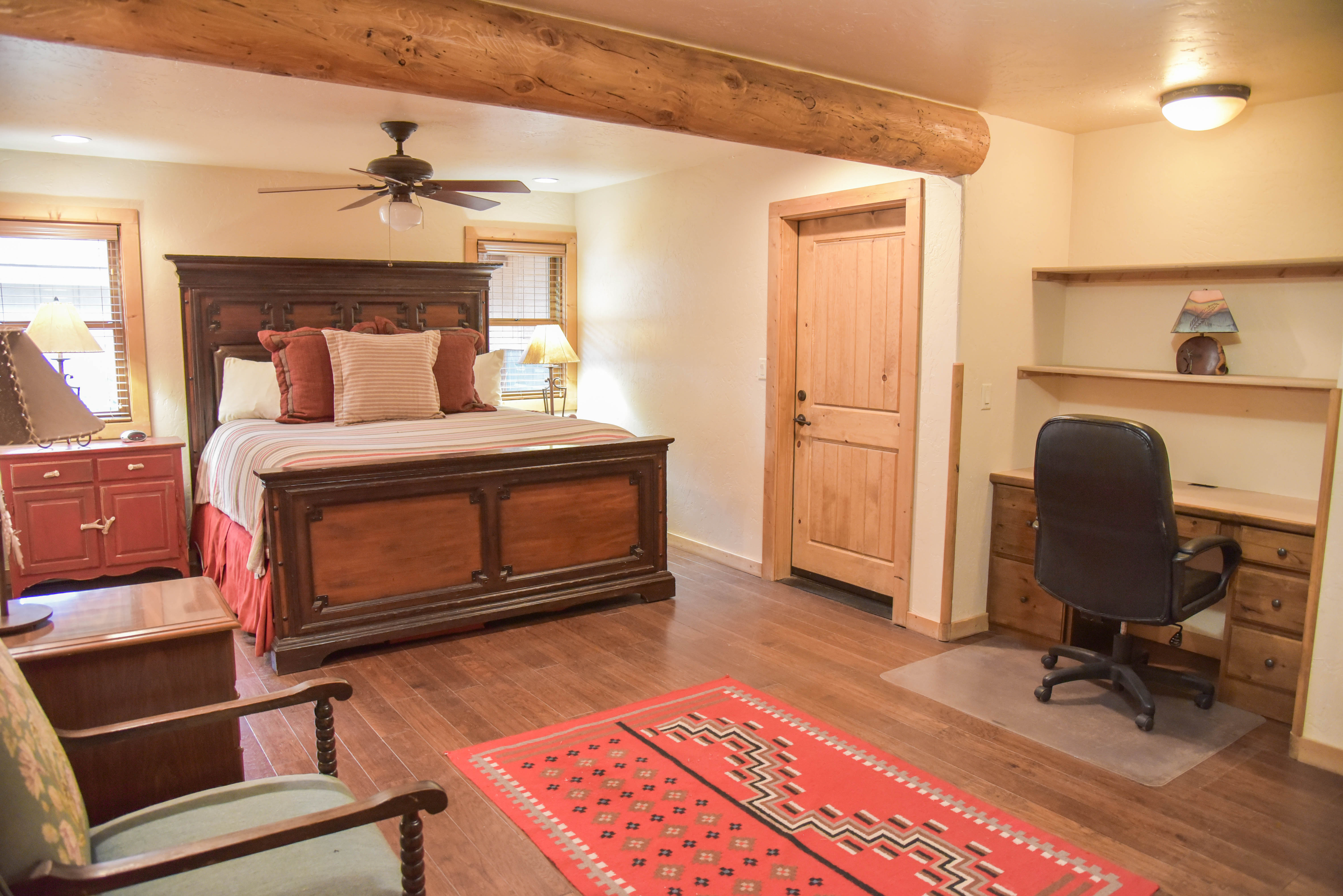 Lazy J Mountain Retreat in Red River NM