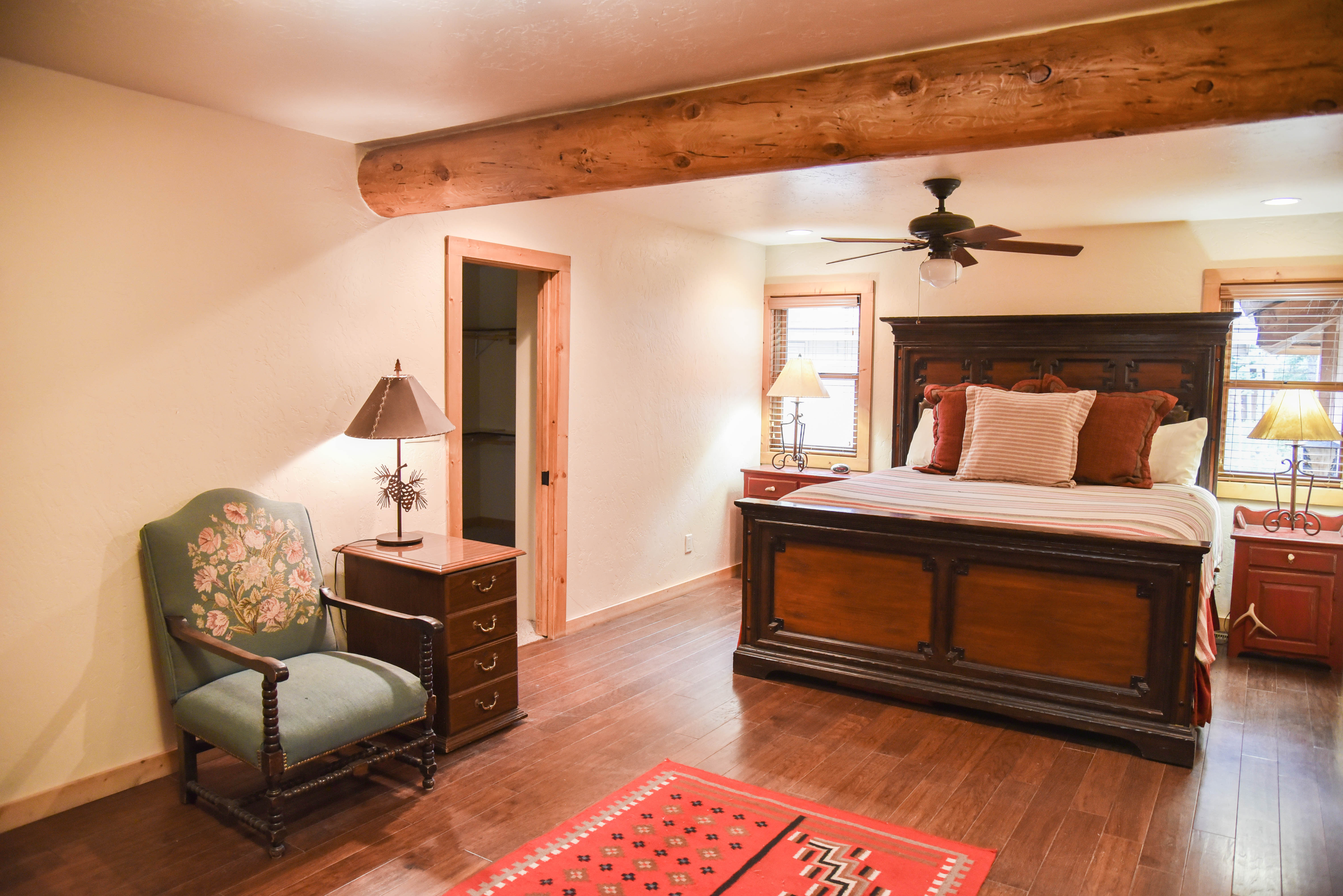 Lazy J Mountain Retreat in Red River NM