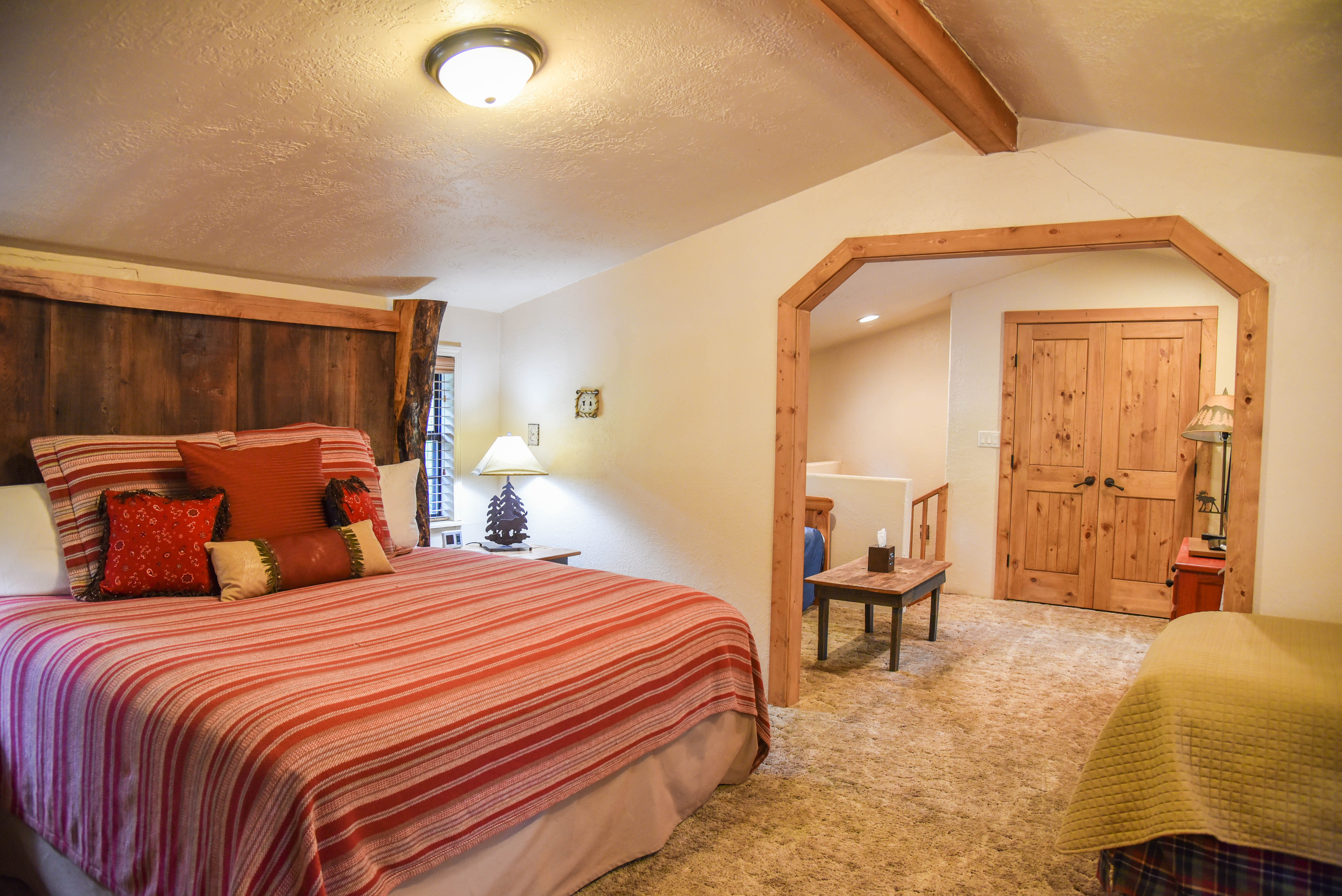 Lazy J Mountain Retreat in Red River NM