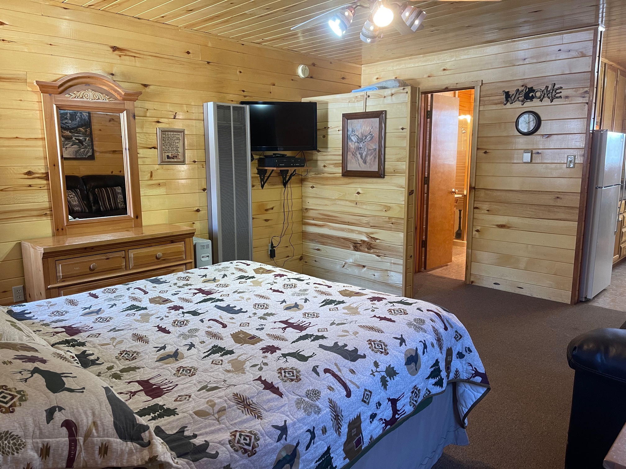Cox Cabin on the River