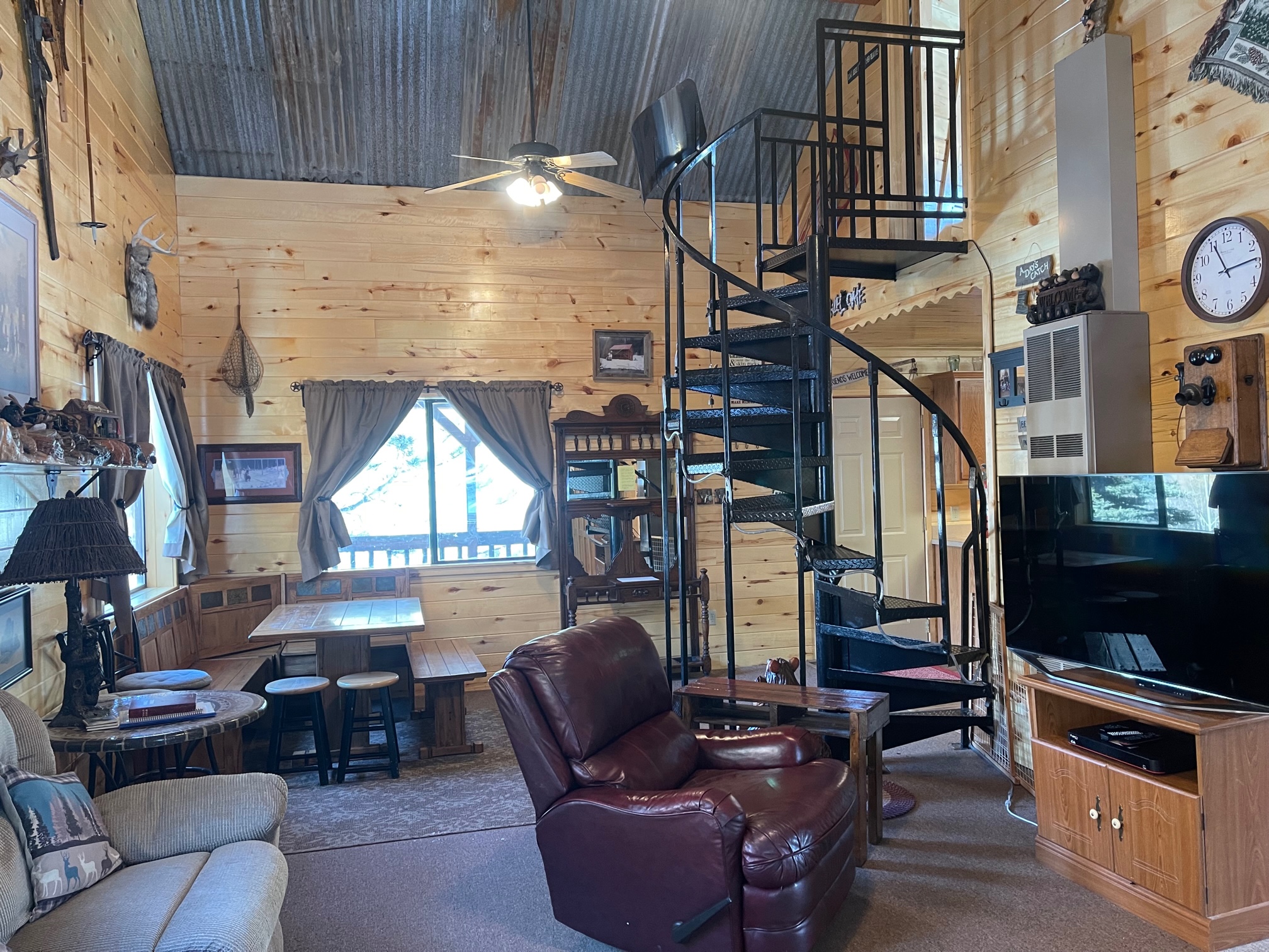 Cox Cabin on the River