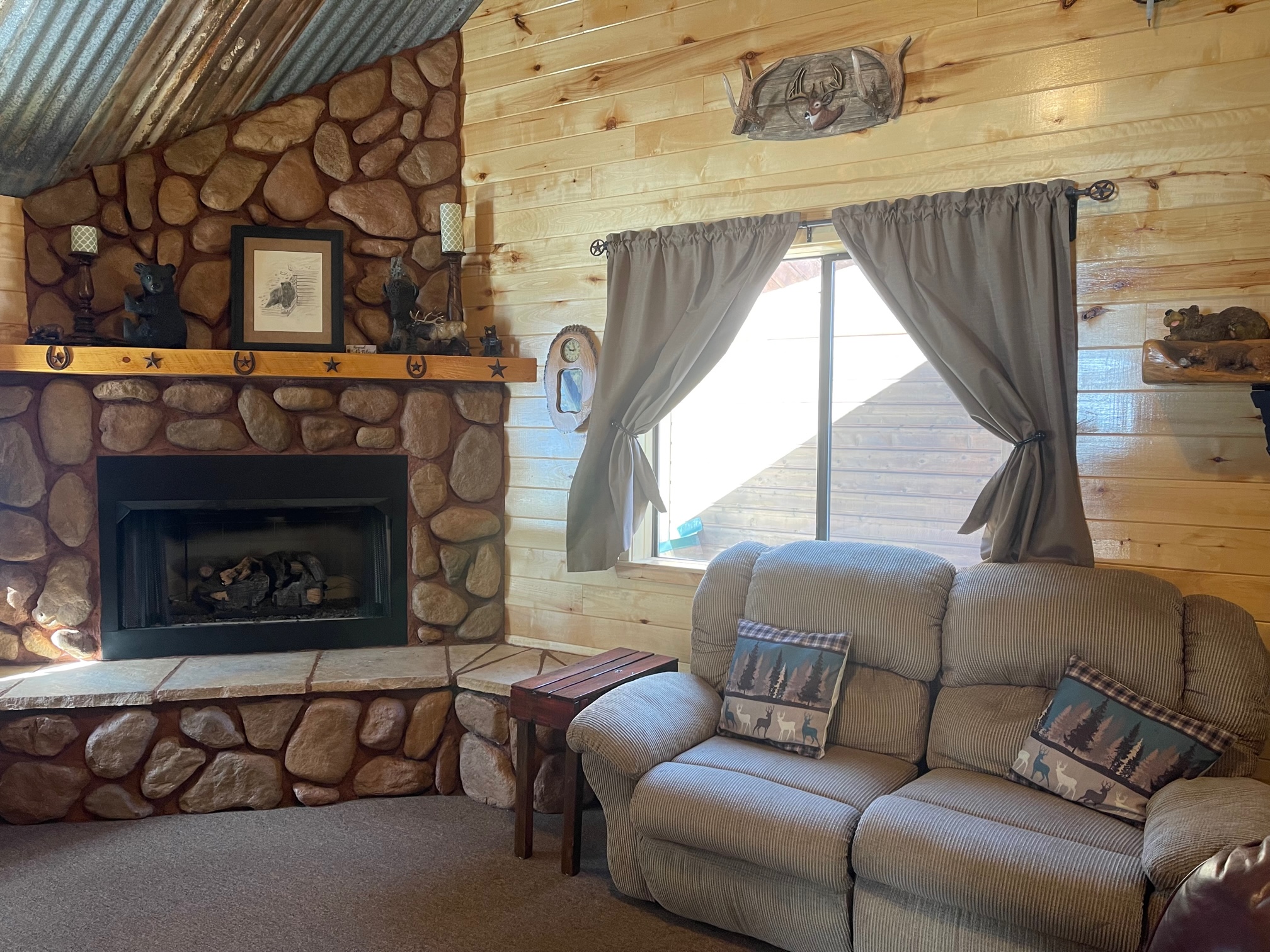 Cox Cabin on the River