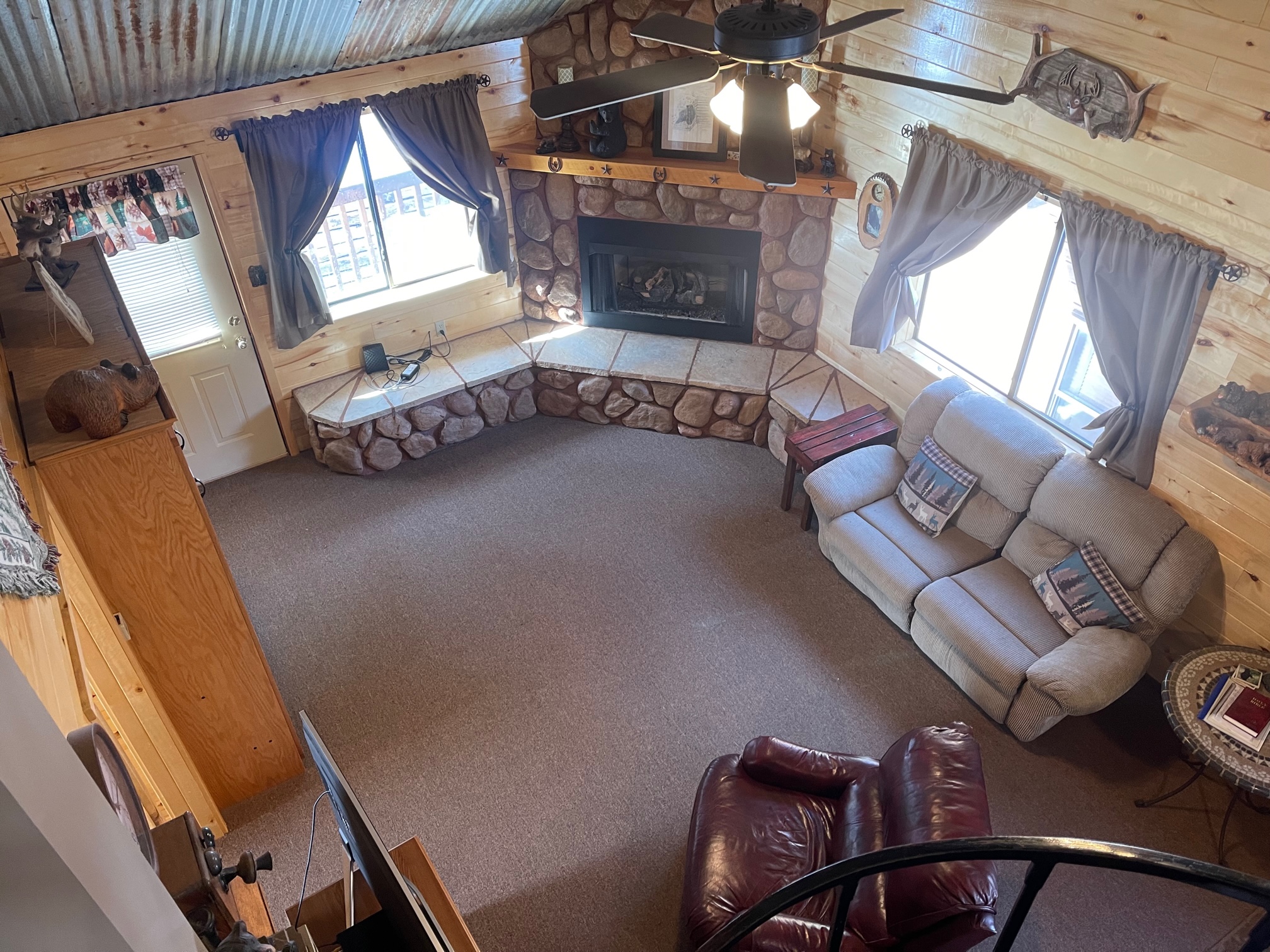 Cox Cabin on the River