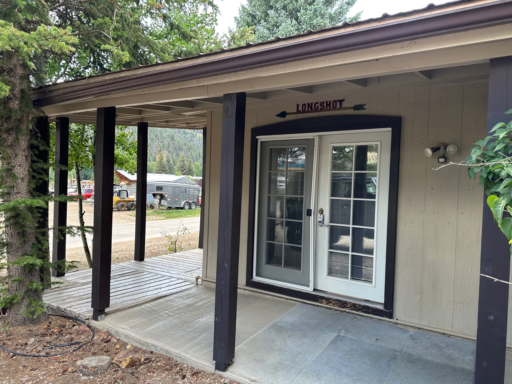Long Shot Cabin