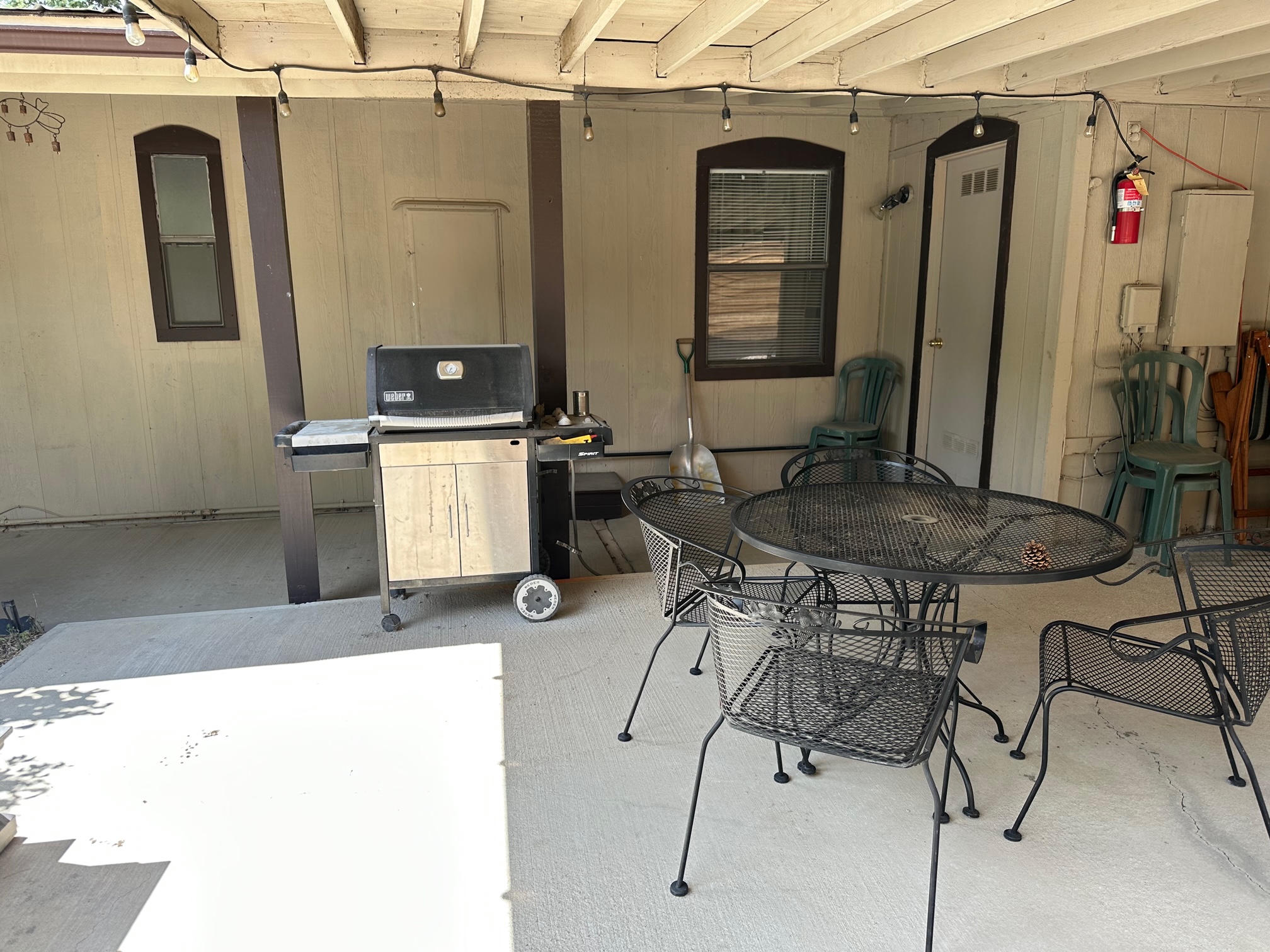 Long Shot Cabin
