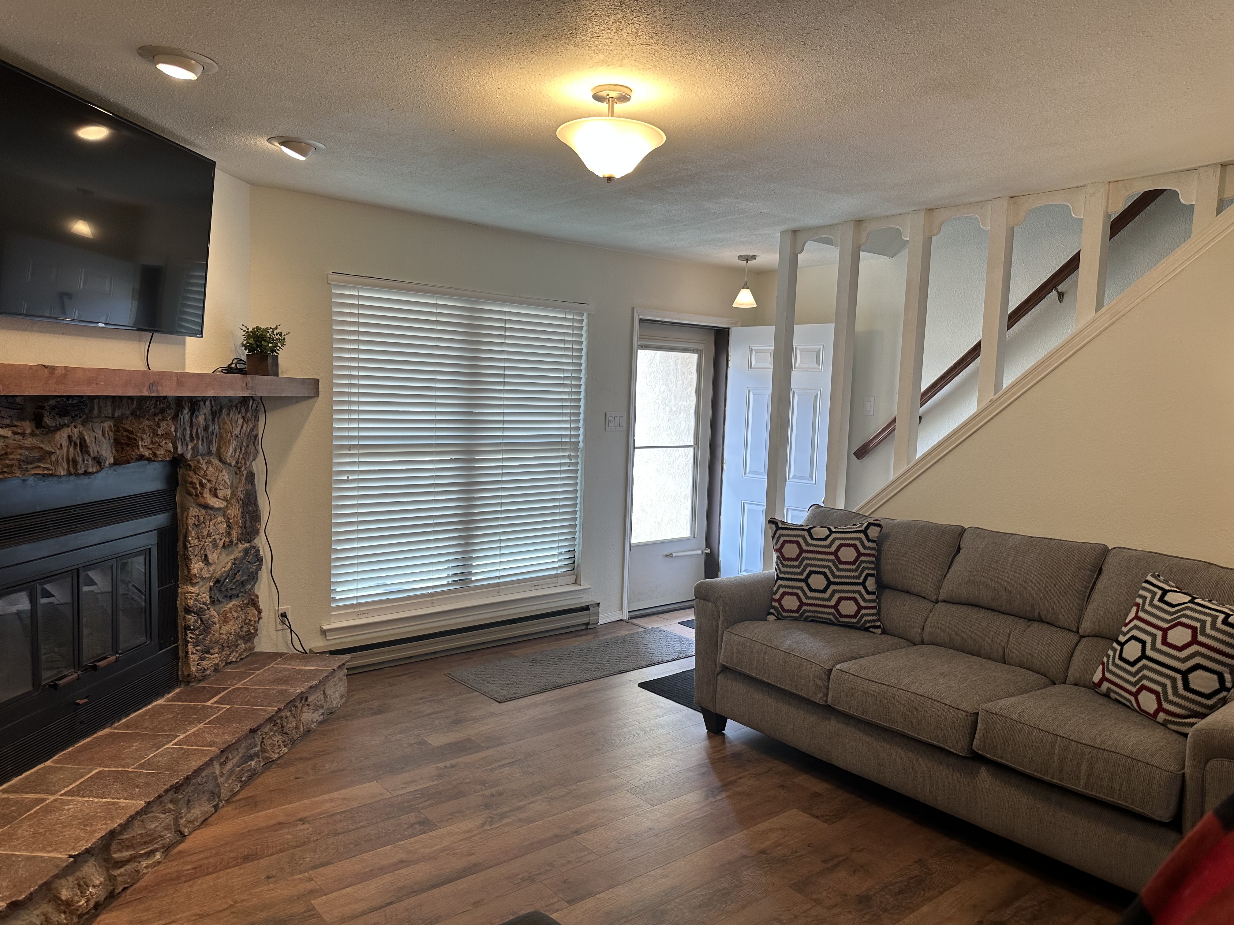 Grandview #7 Townhouse