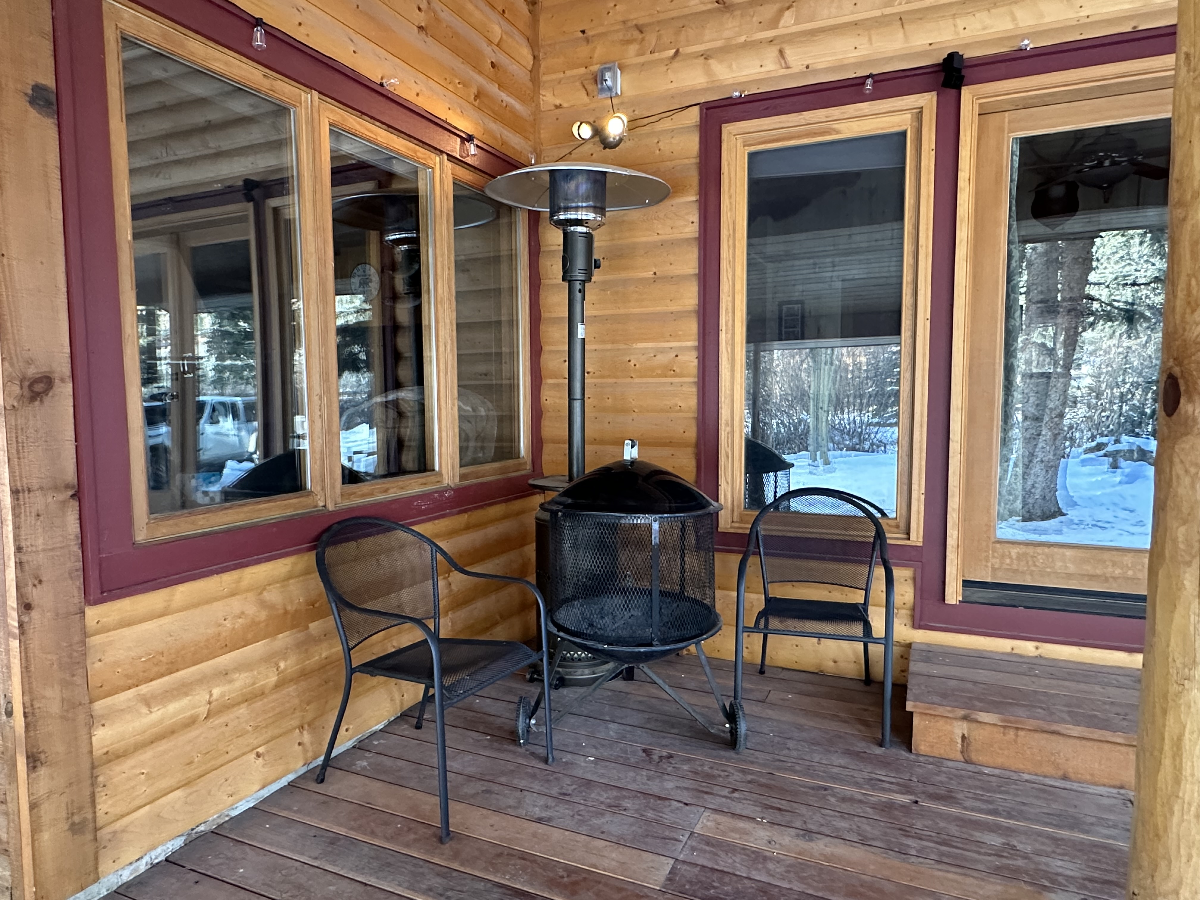 Papa Bears Cabin on the Red River in Red River, NM