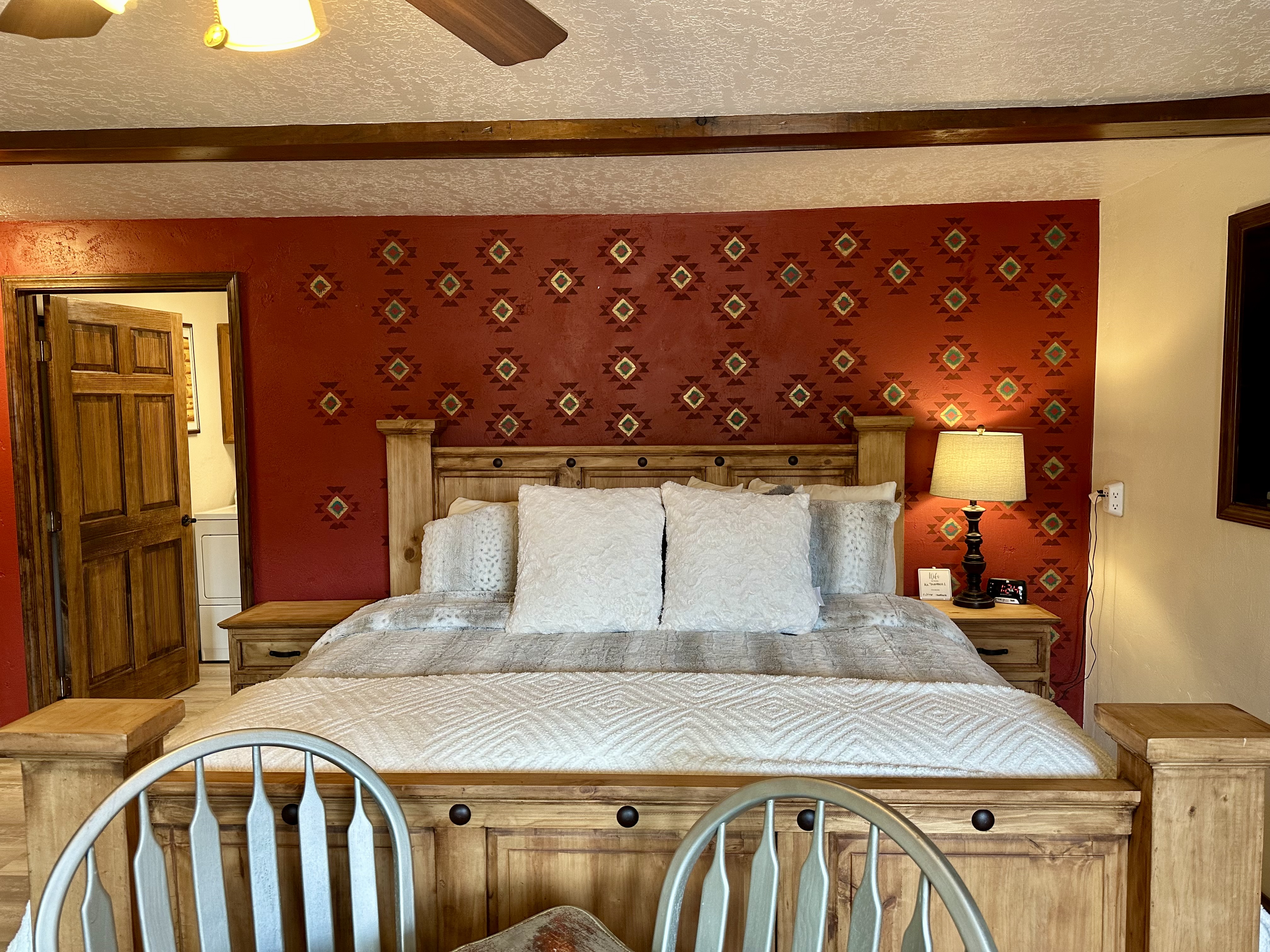 Red River Townhouse - Full Unit 