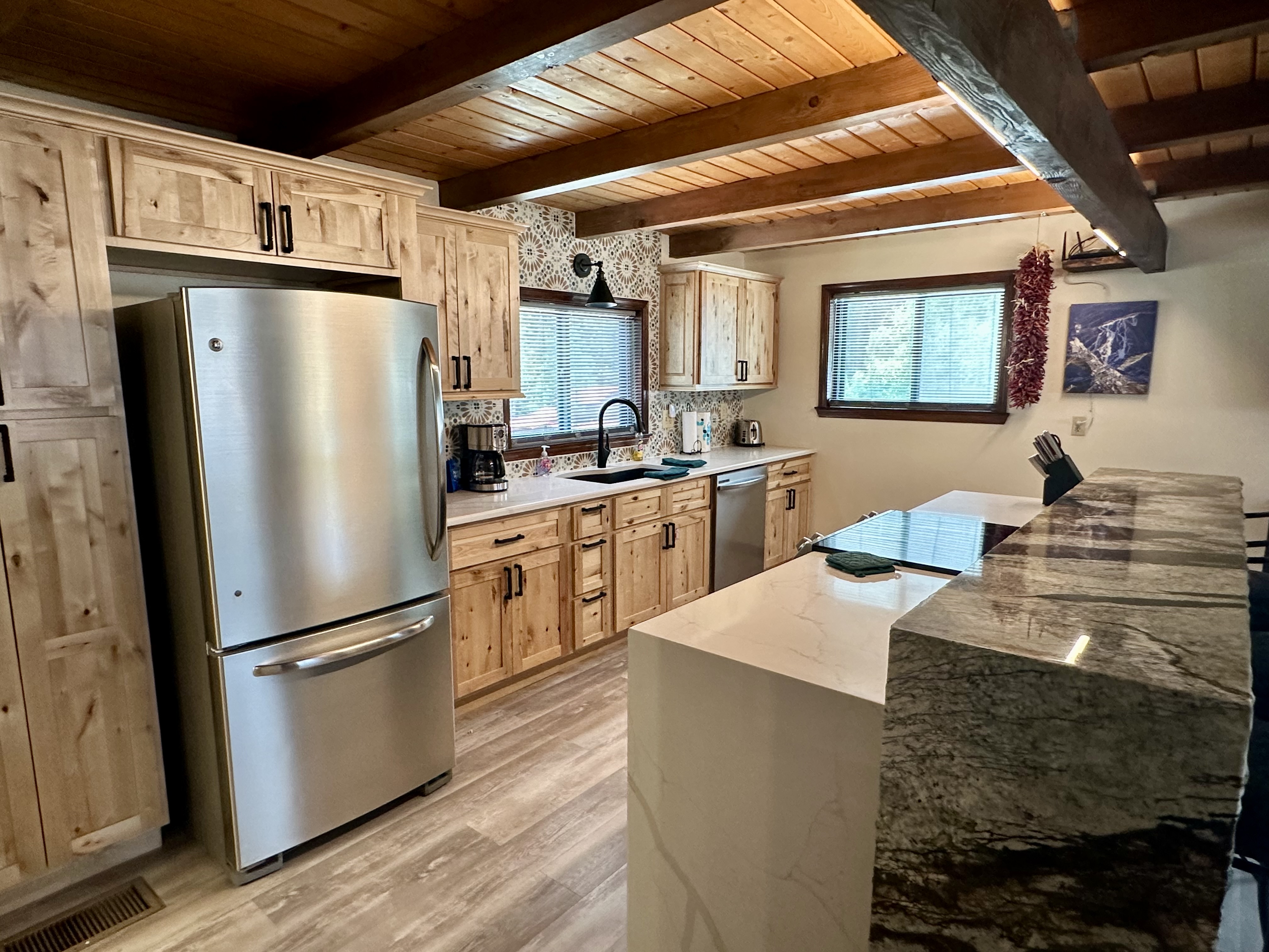 Red River Townhouse - Full Unit 