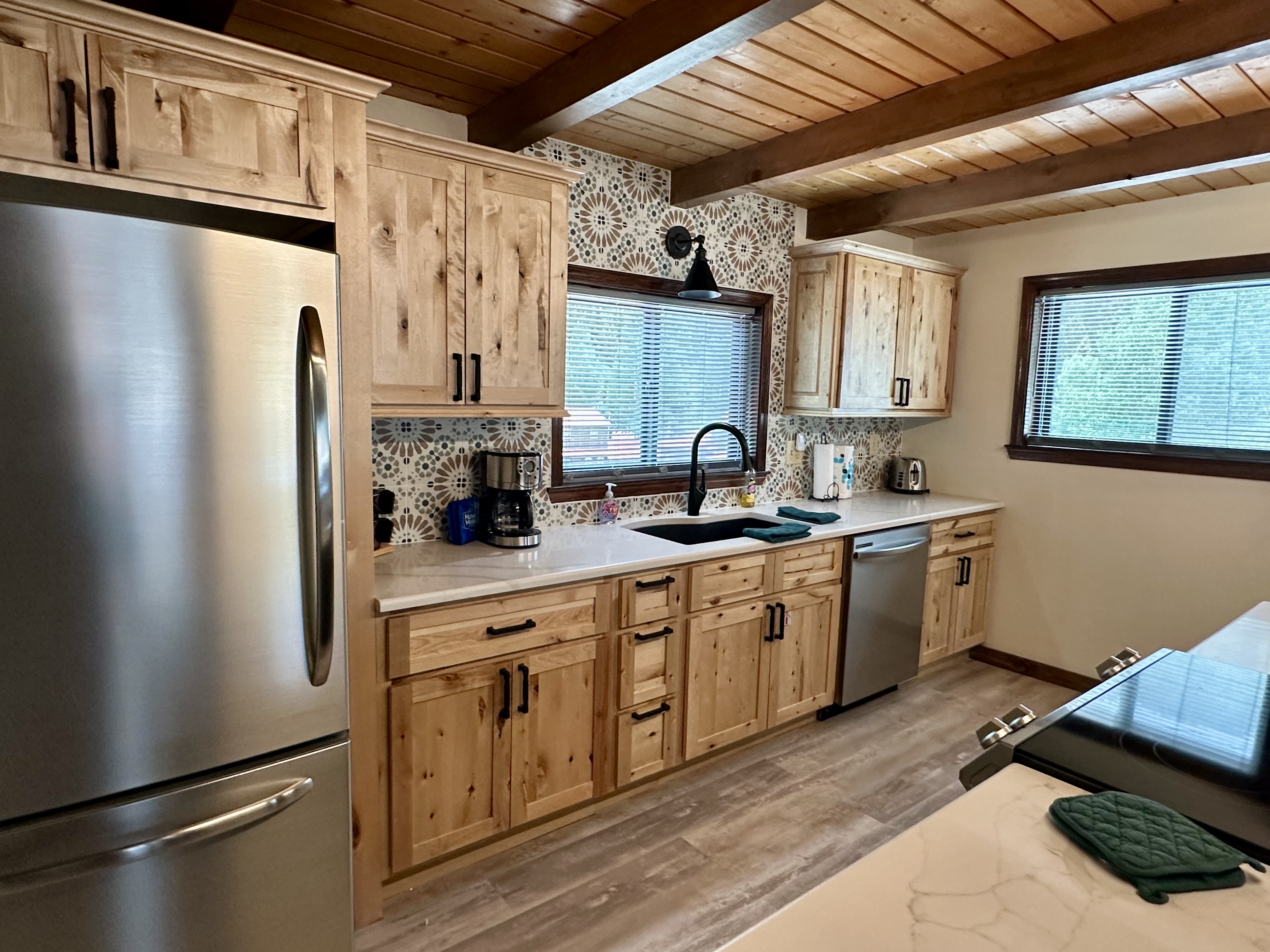 Red River Townhouse - Full Unit 