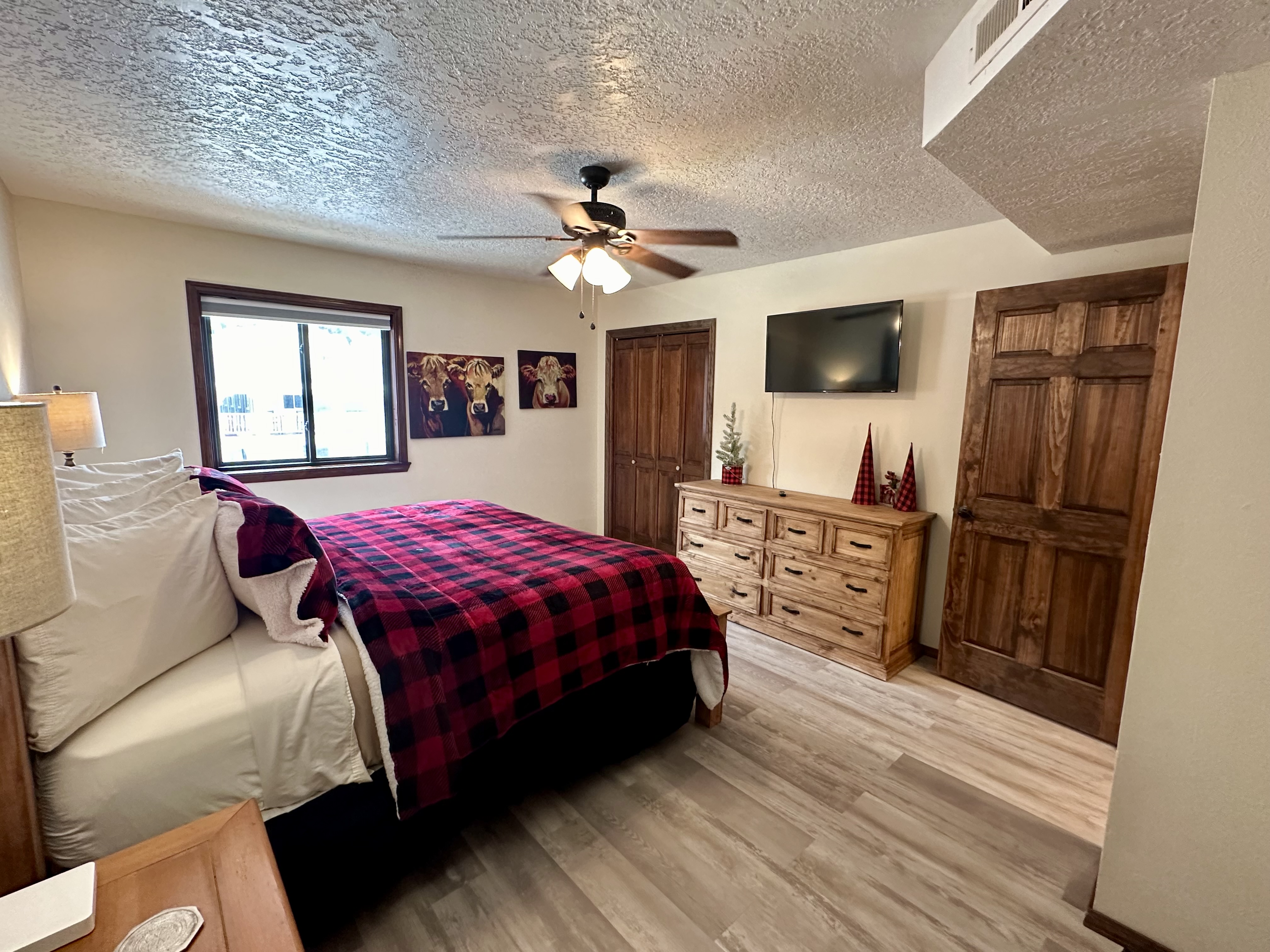 Red River Townhouse - Full Unit 