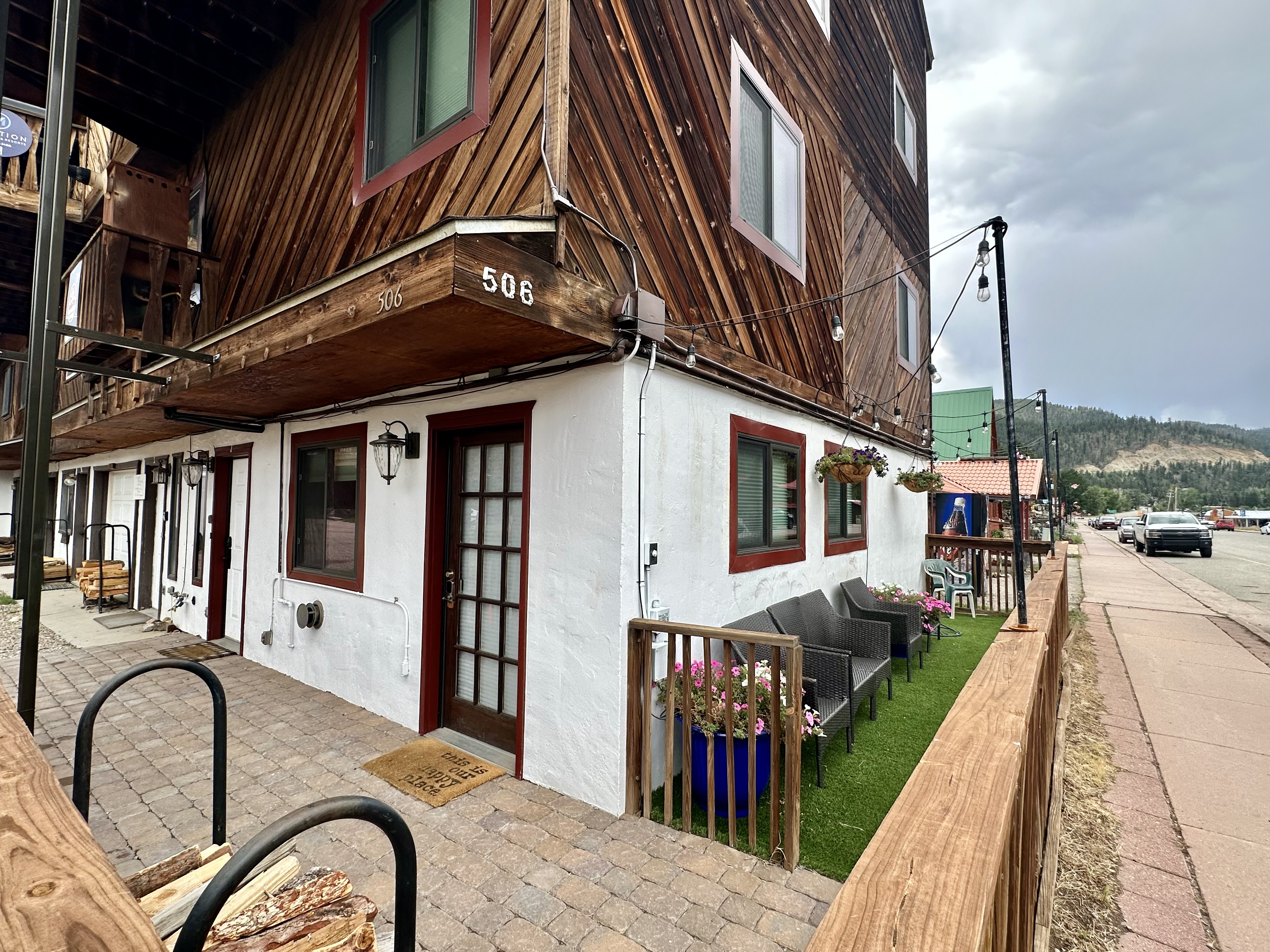 Red River Townhouse - Full Unit 