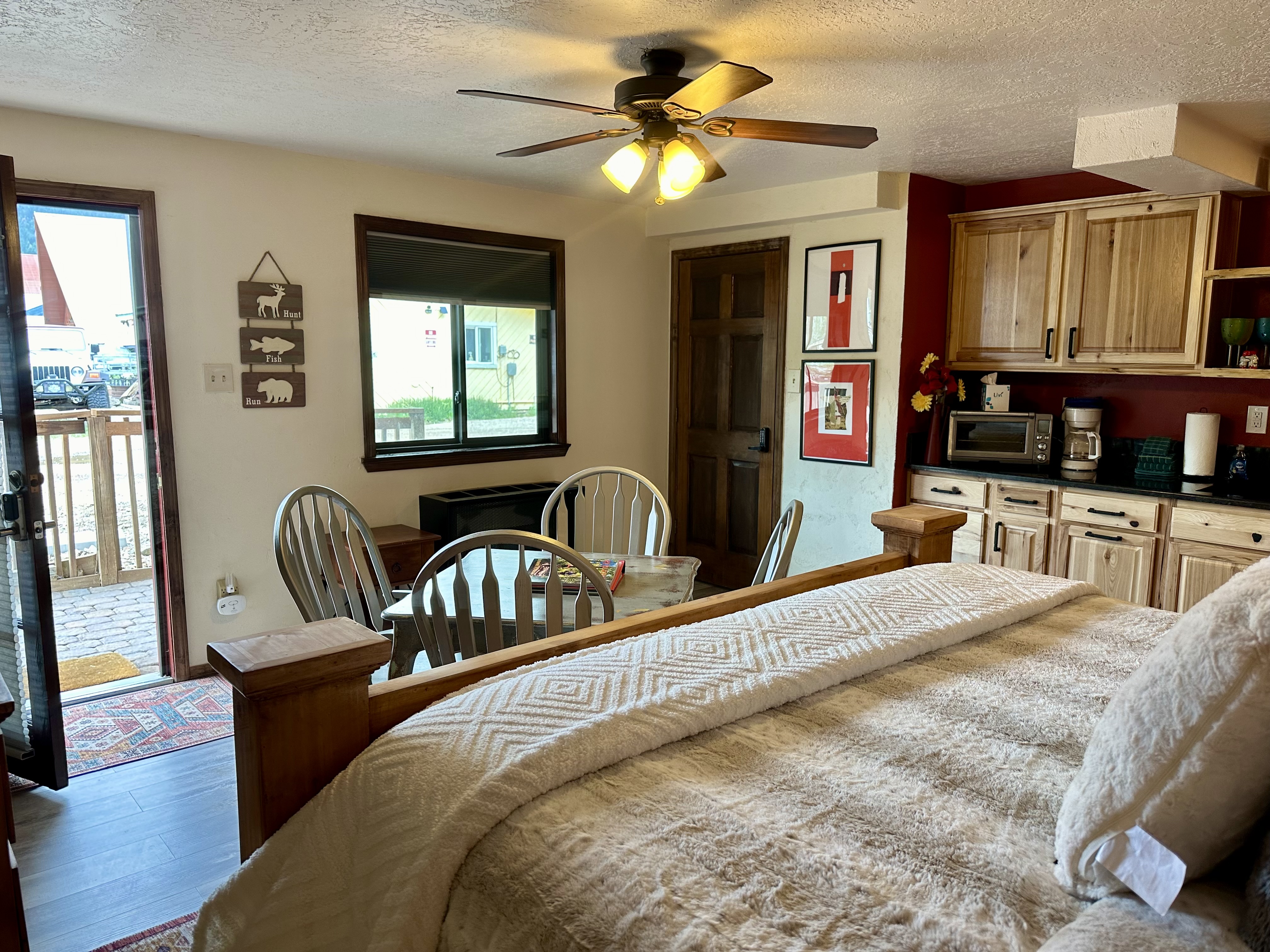 Red River Townhouse - Full Unit 