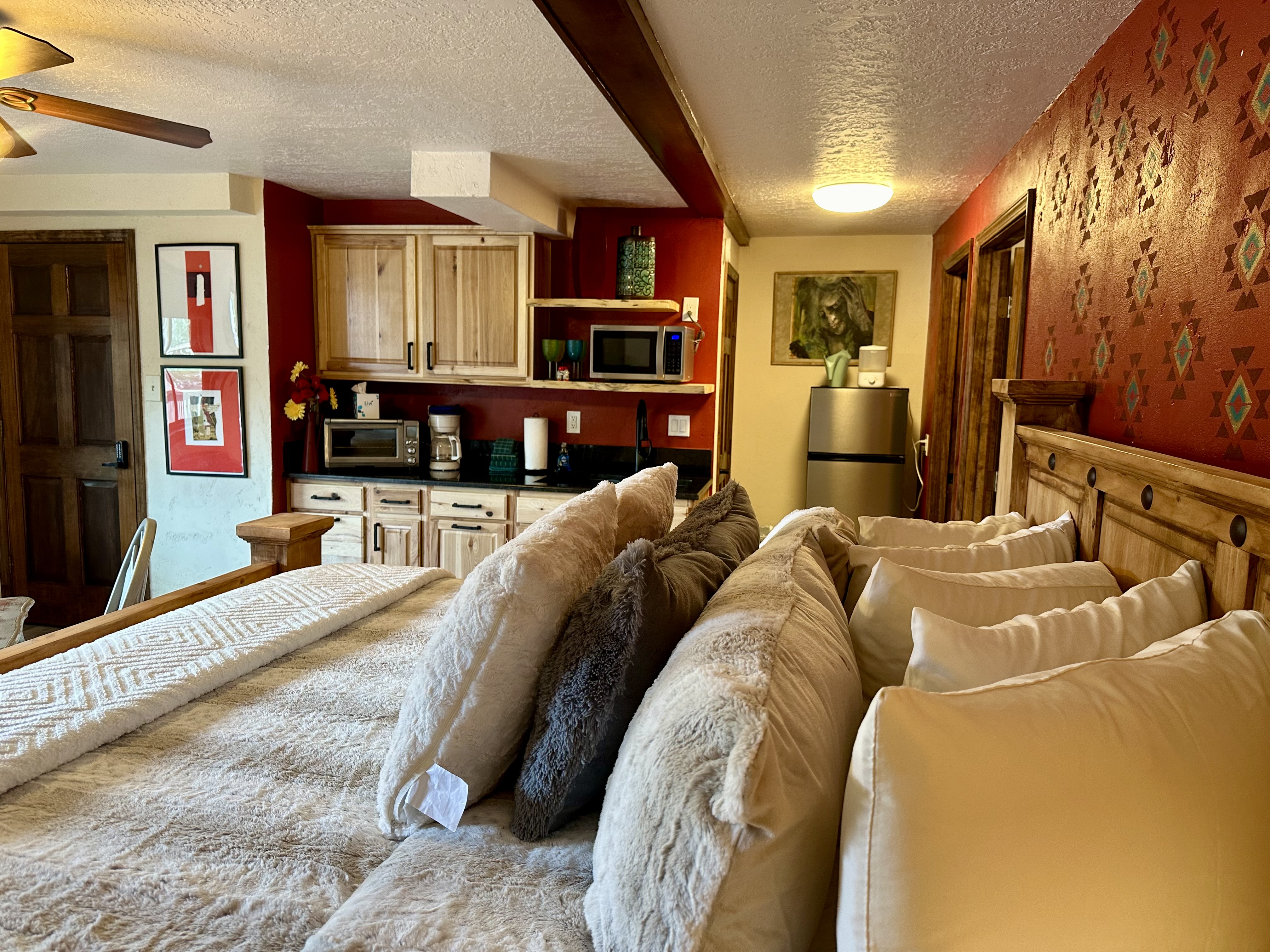 Red River Townhouse - Full Unit 