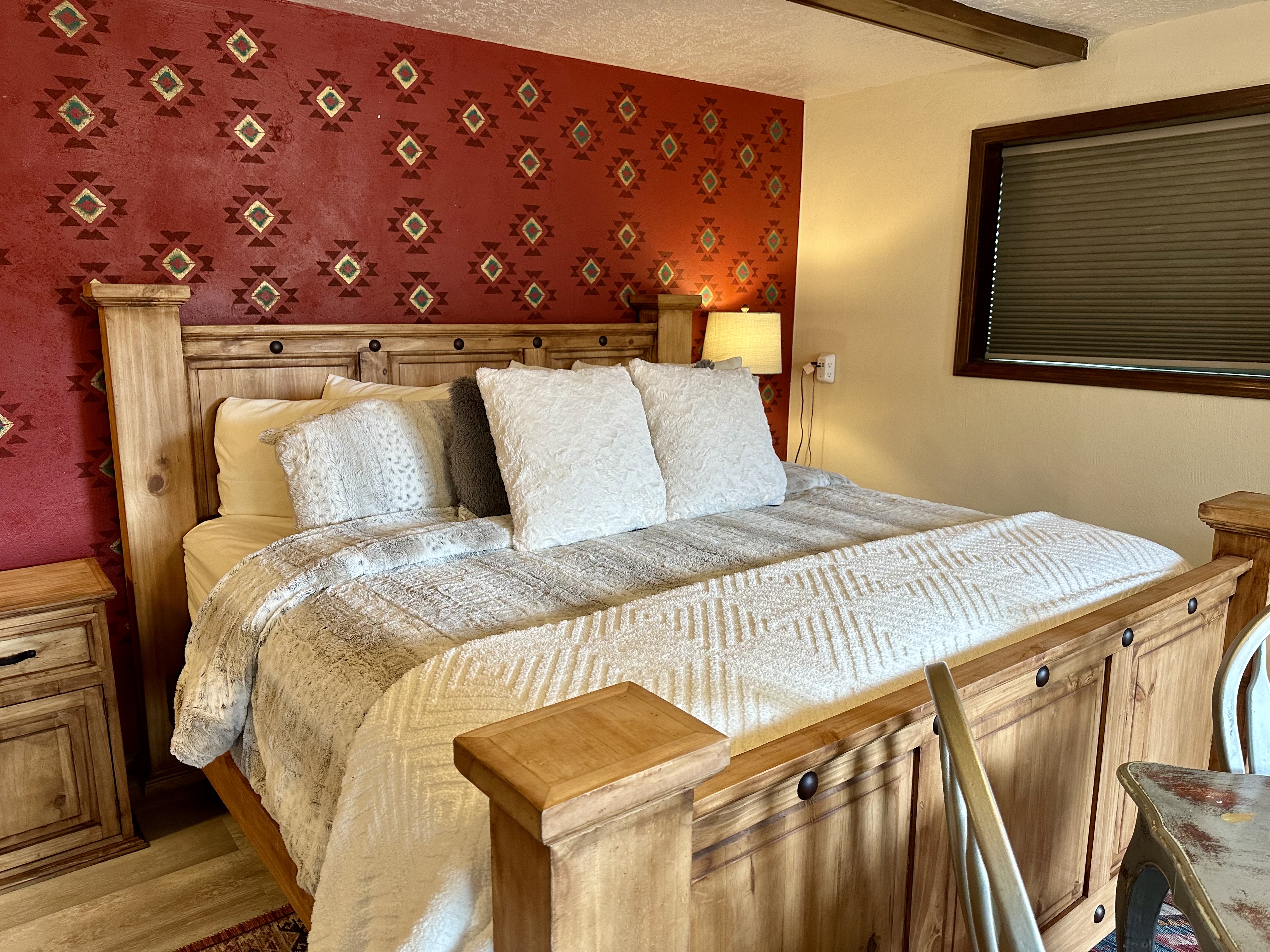 Red River Townhouse - Full Unit 