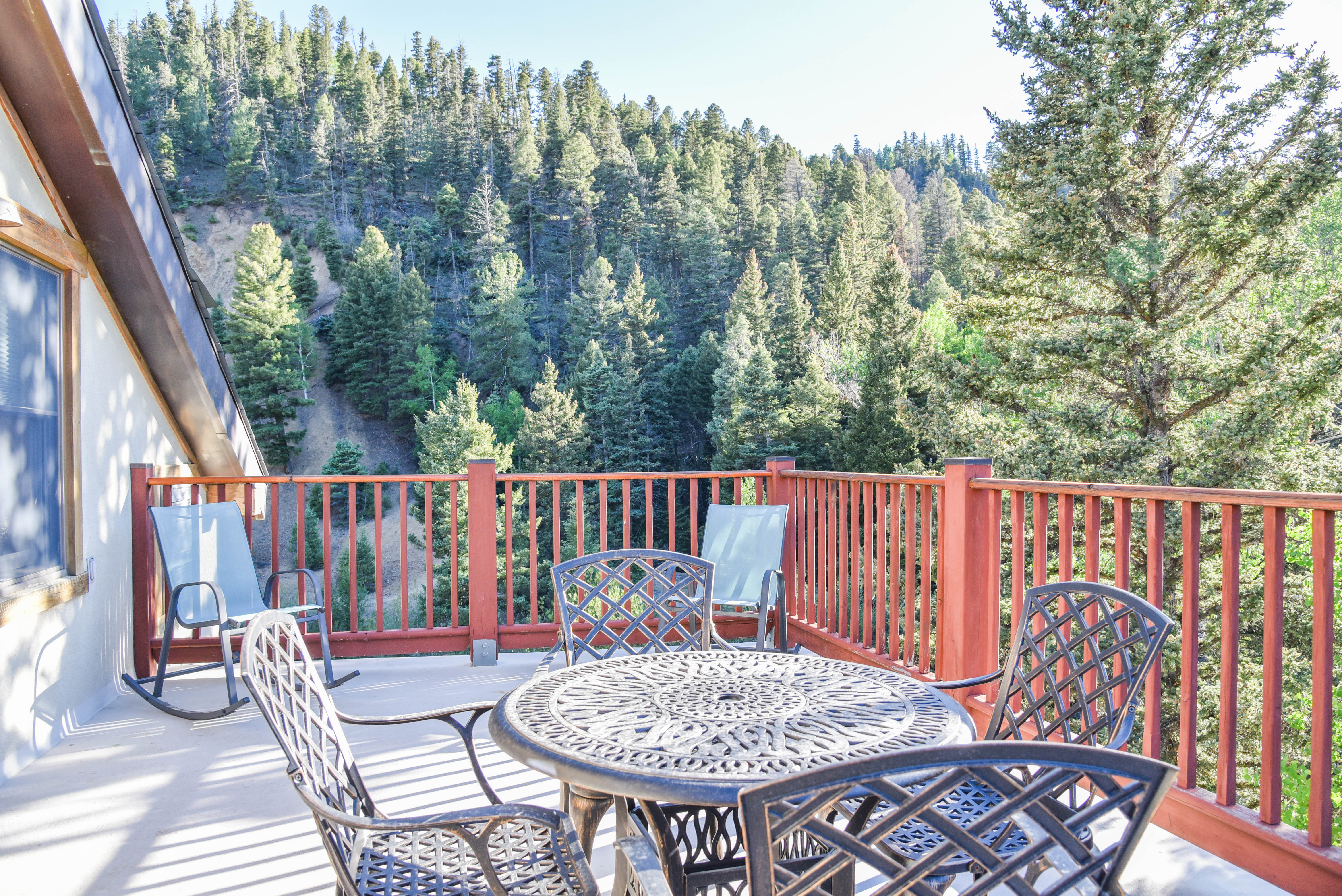 River Lyric Lodge in Red River