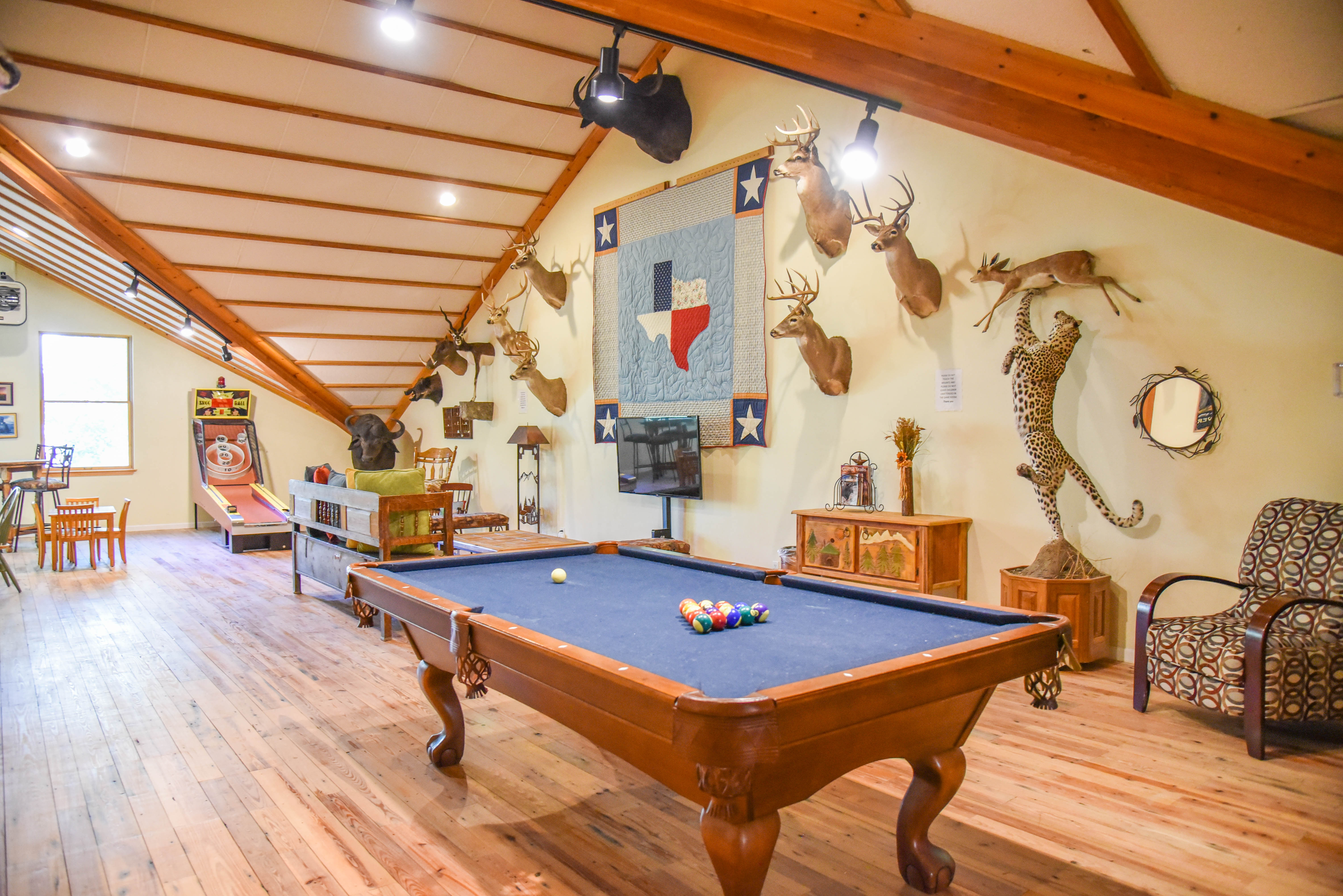 River Lyric Lodge in Red River