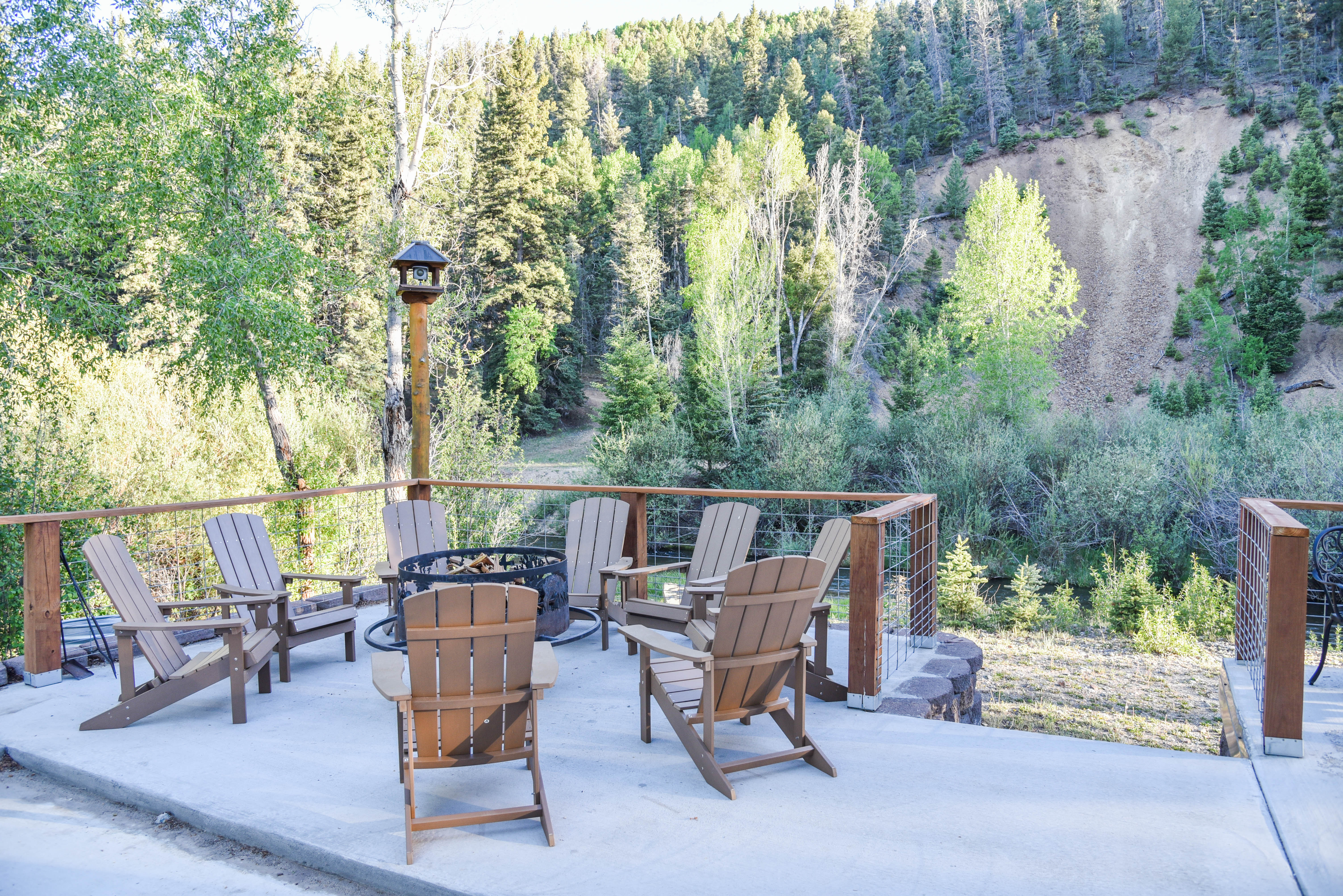 River Lyric Lodge in Red River