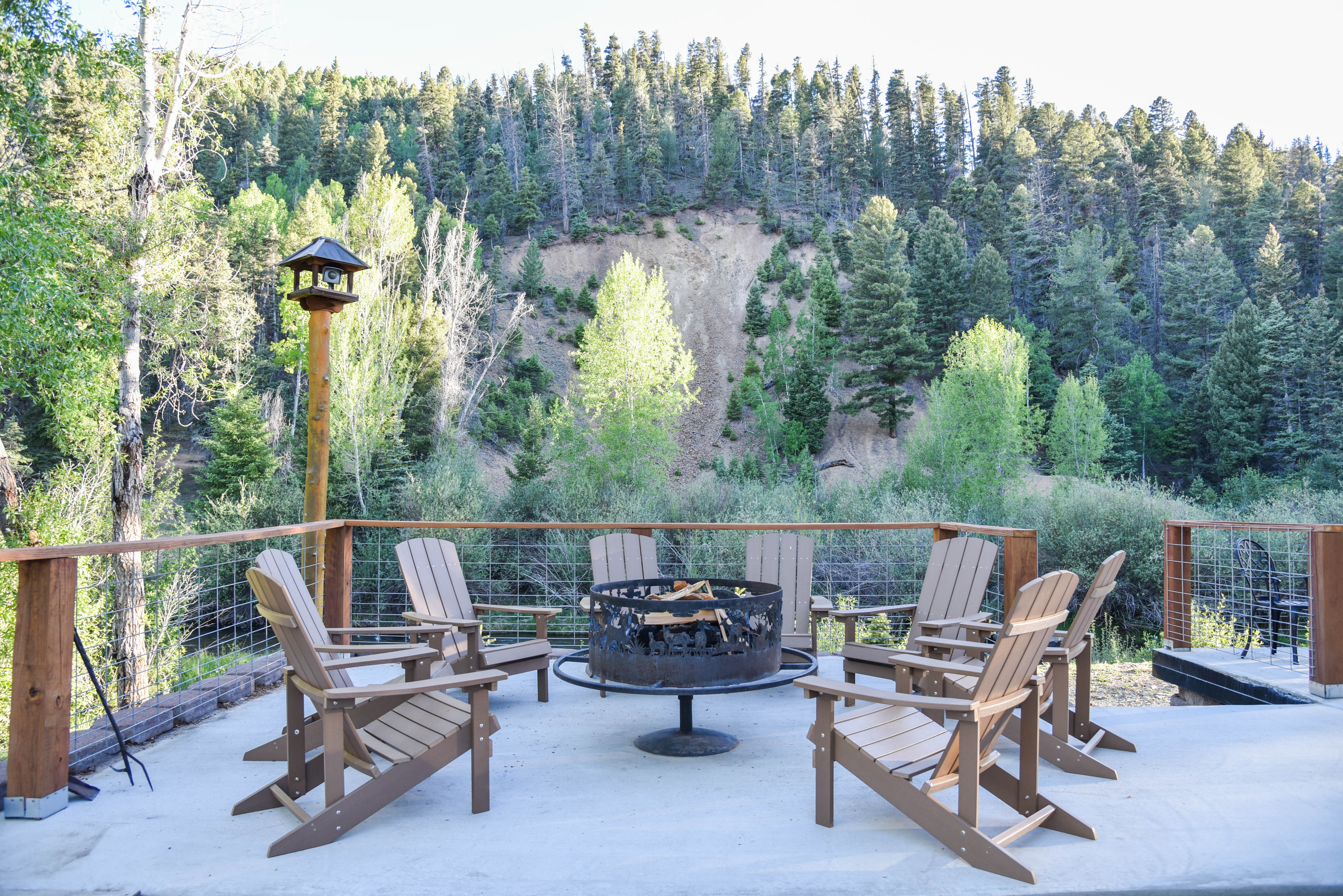 River Lyric Lodge in Red River