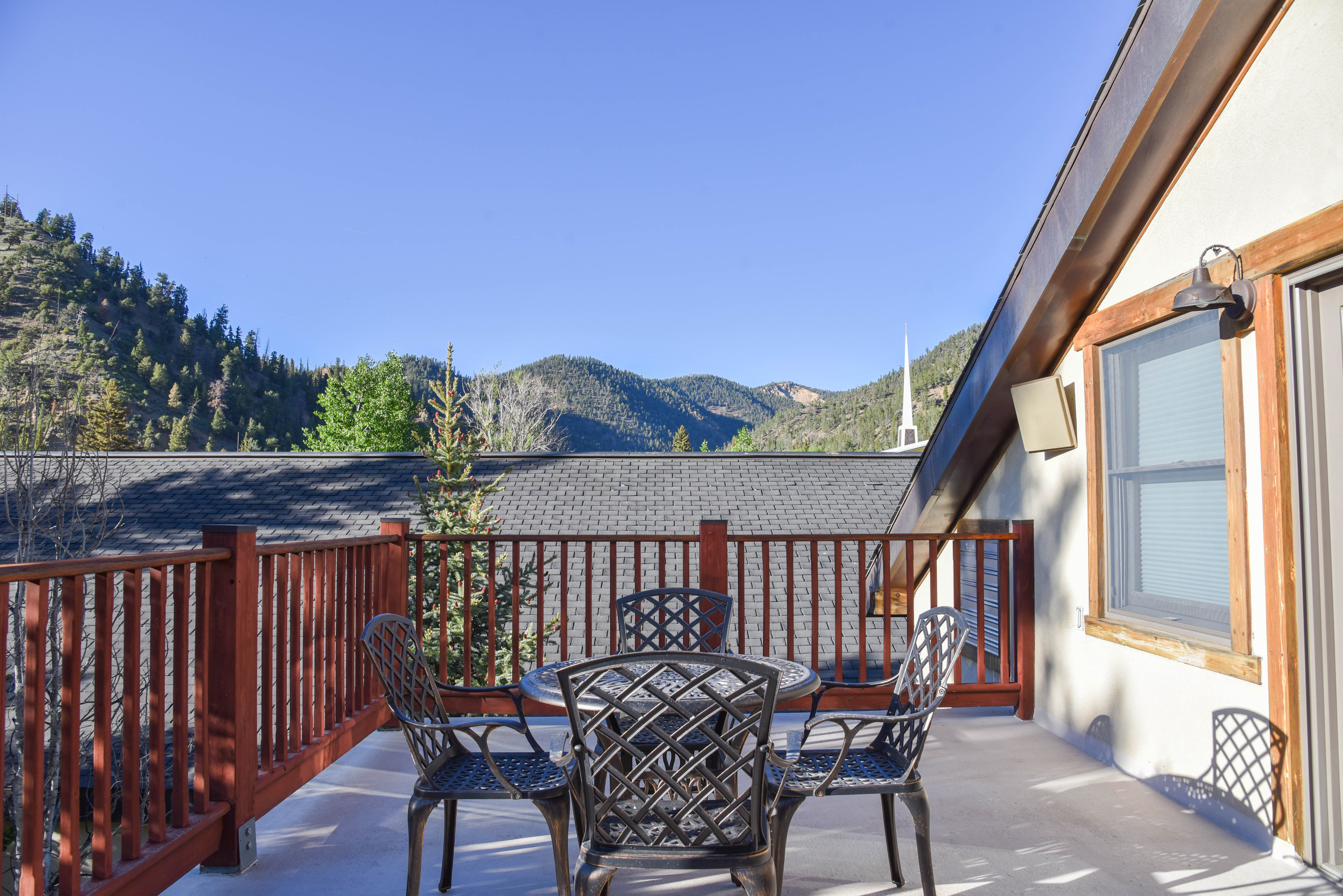 River Lyric Lodge in Red River