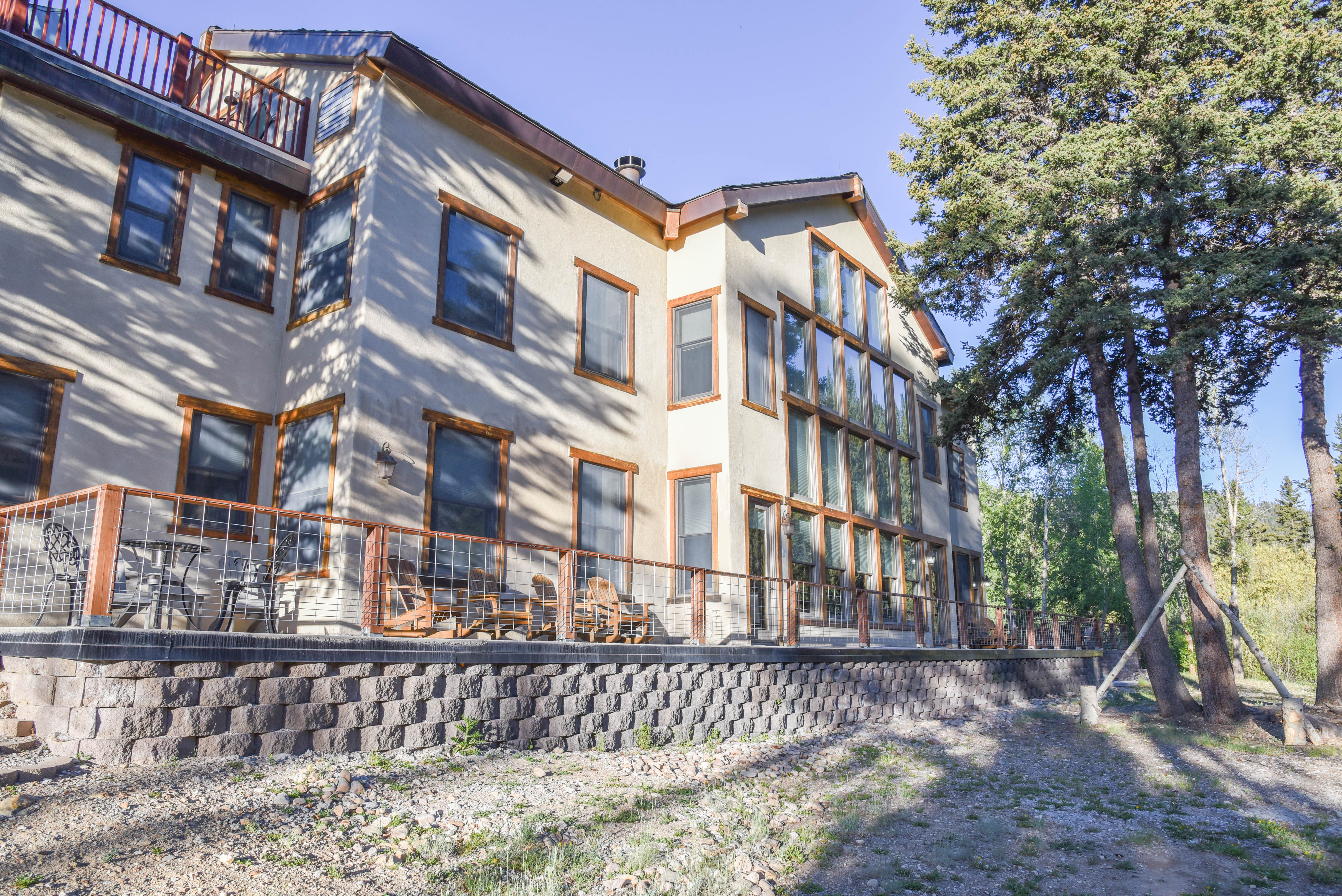 River Lyric Lodge in Red River