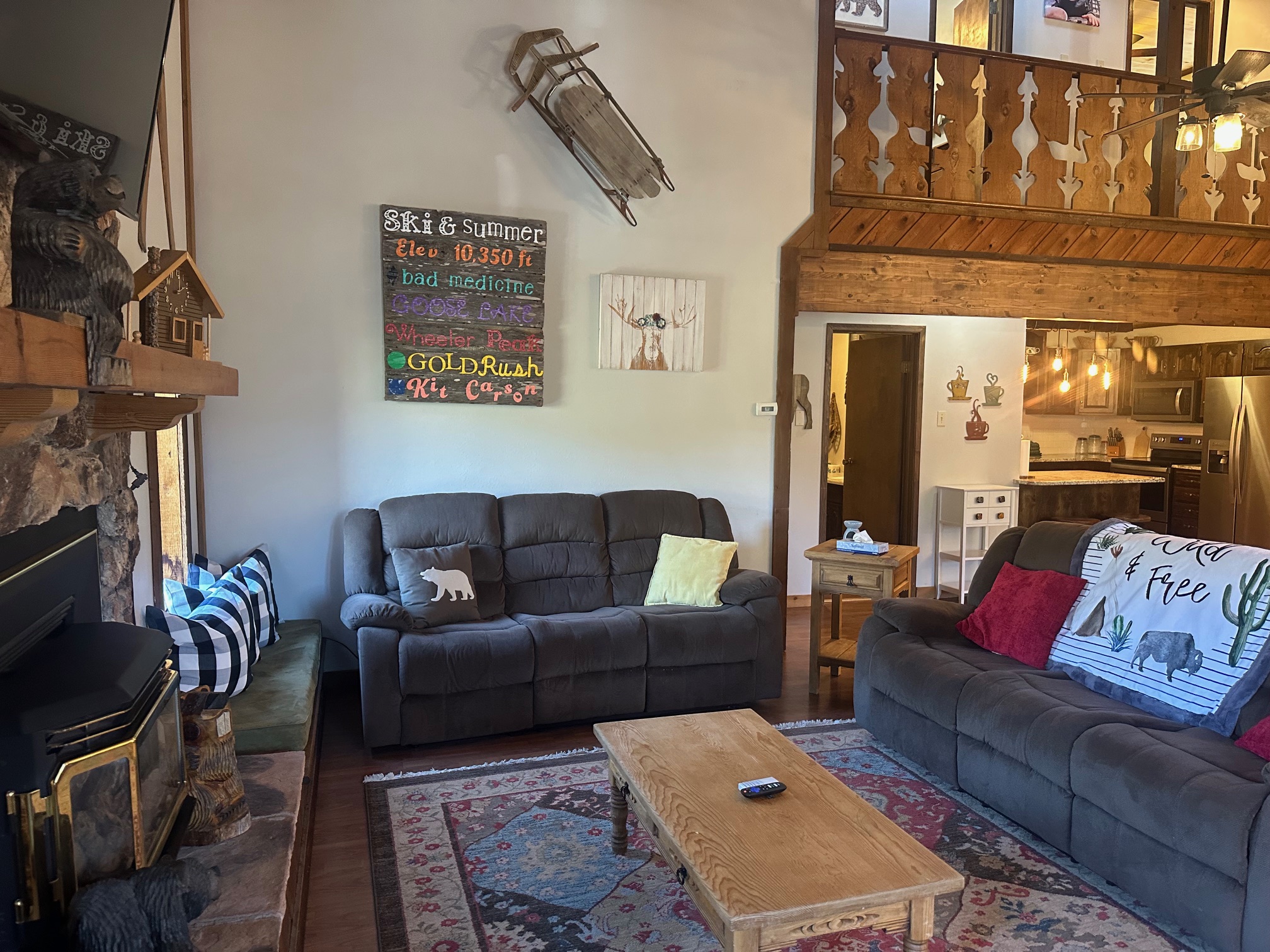 Valley of the Pines Chalet 