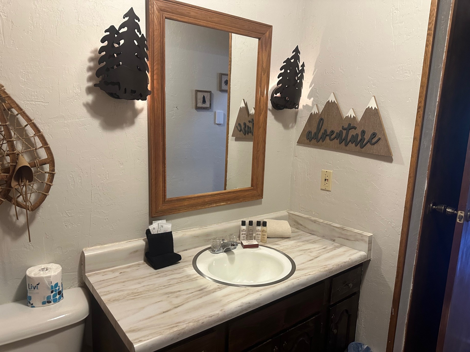 Valley of the Pines Chalet 