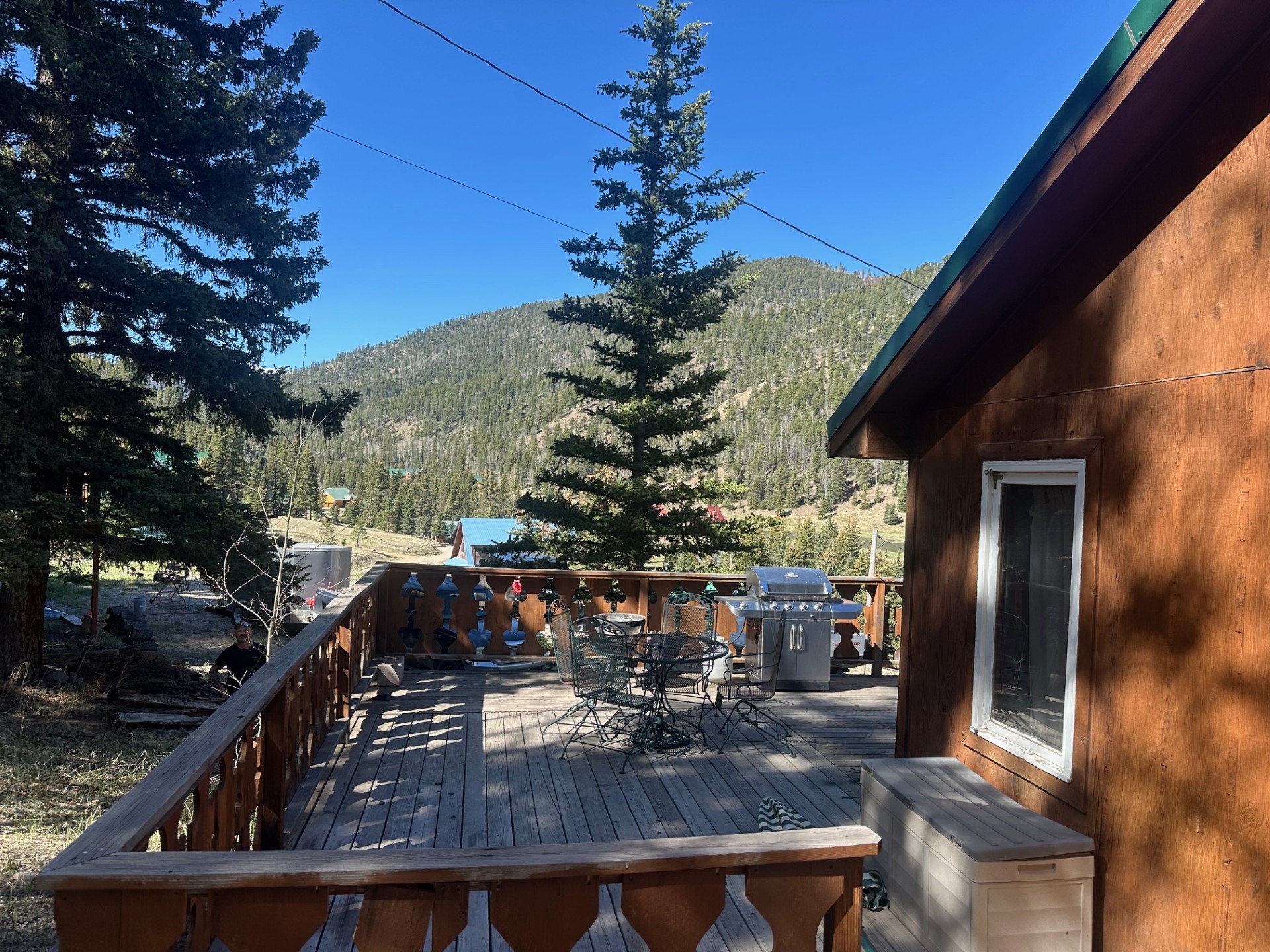 Valley of the Pines Chalet 