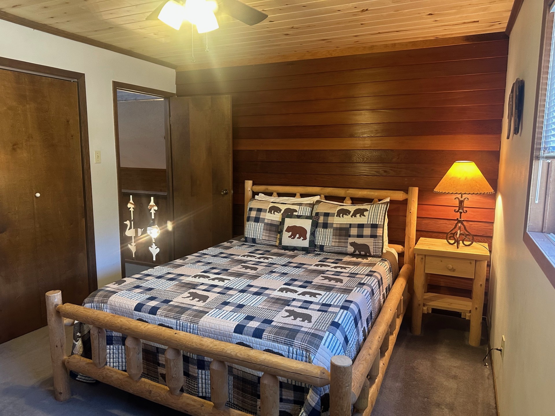 Valley of the Pines Chalet 