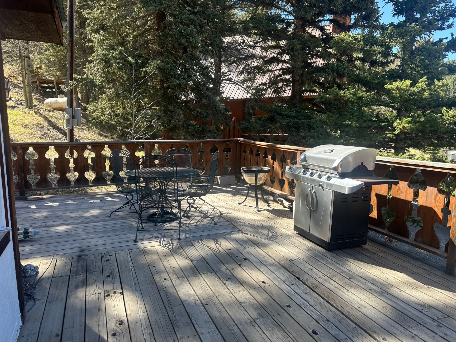 Valley of the Pines Chalet 