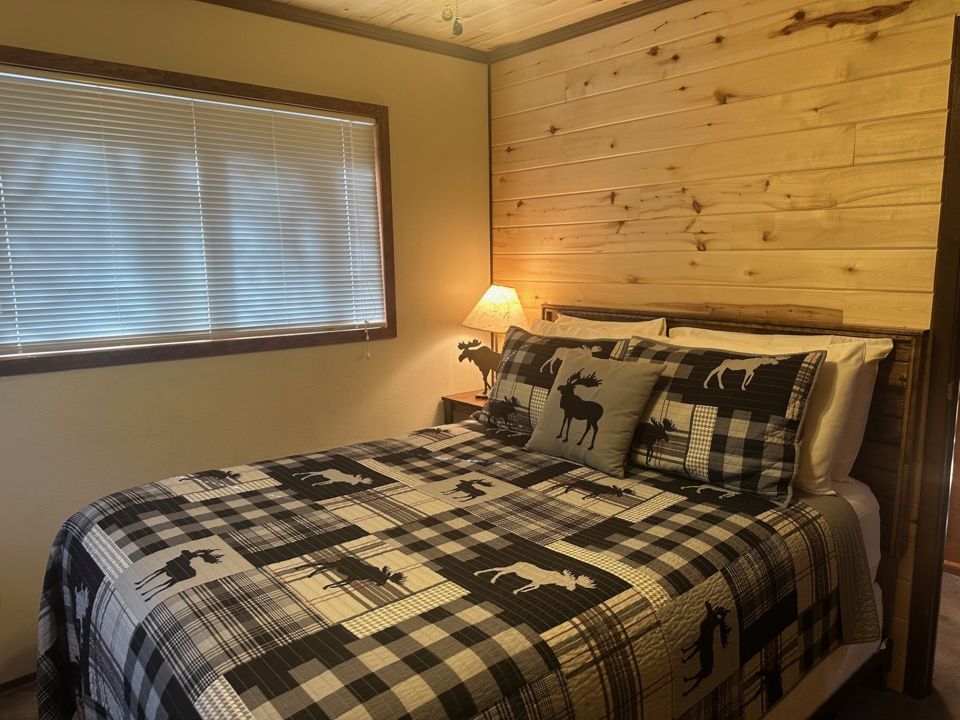 Valley of the Pines Chalet 
