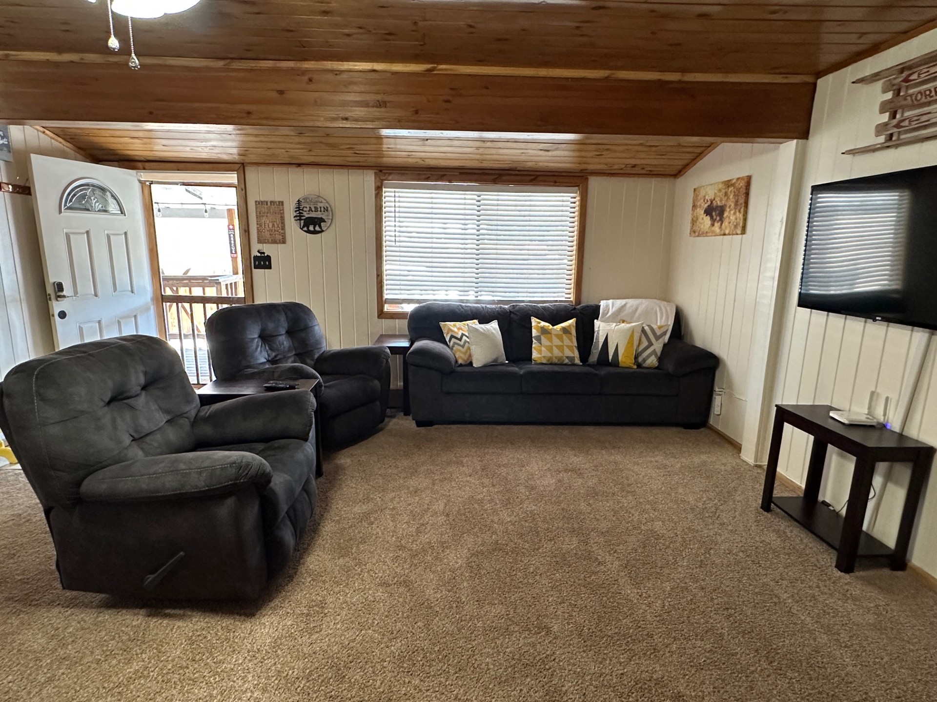 Maverick Retreat in Red River