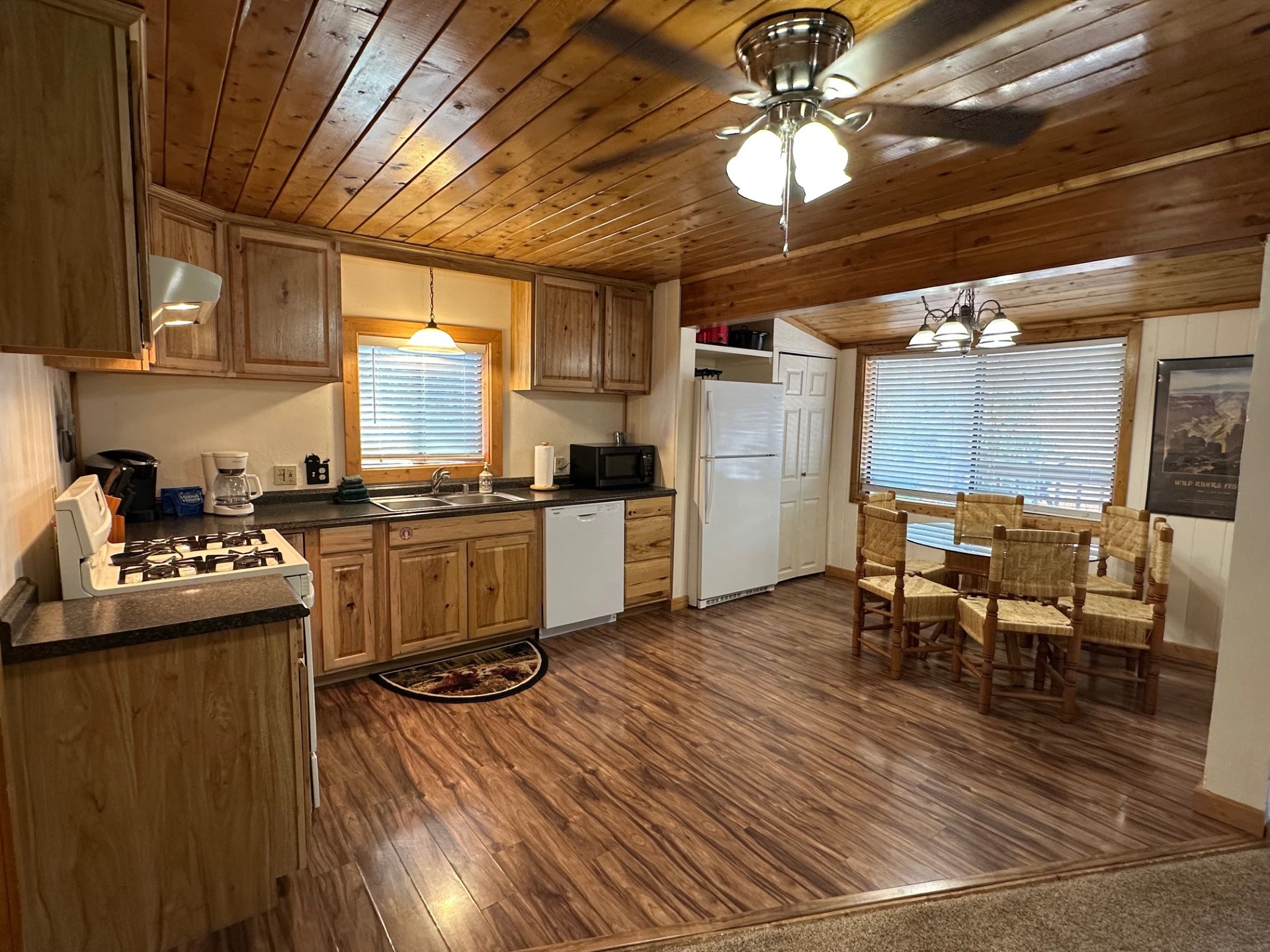 Maverick Retreat in Red River